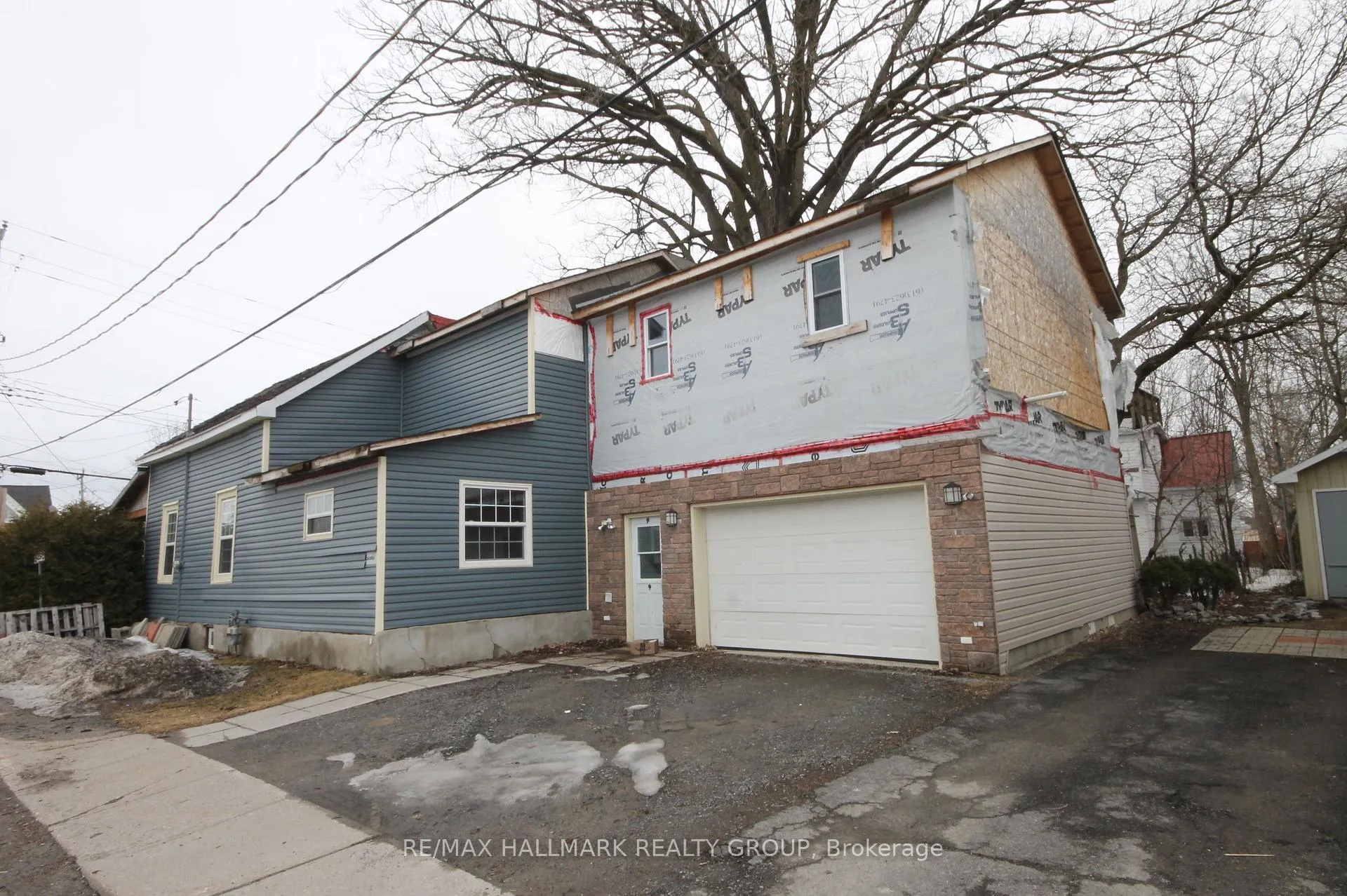 Photo 35 of 74 McGonigal Street W, Arnprior — HOMEH