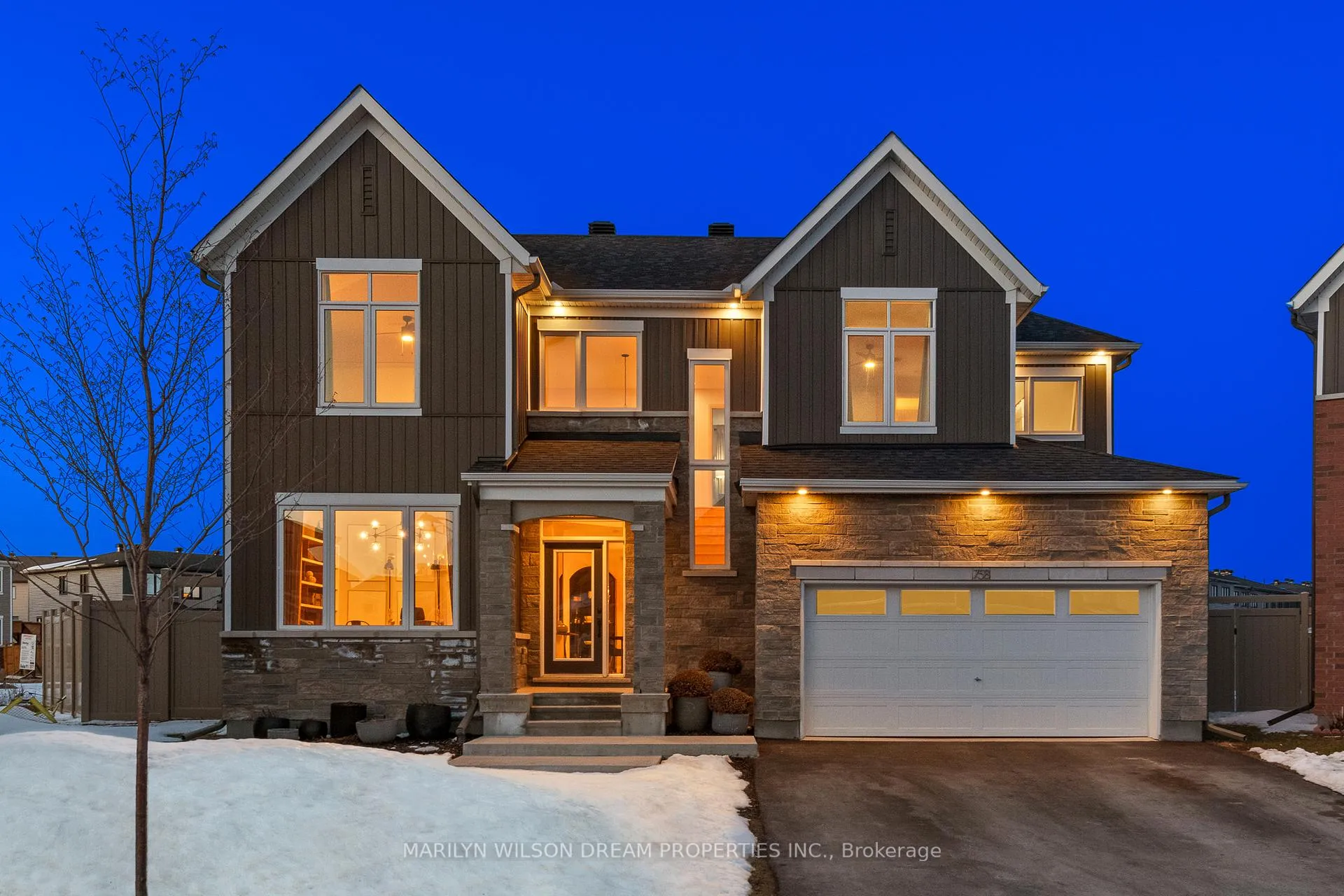 Front of 758 Vennecy Terrace
