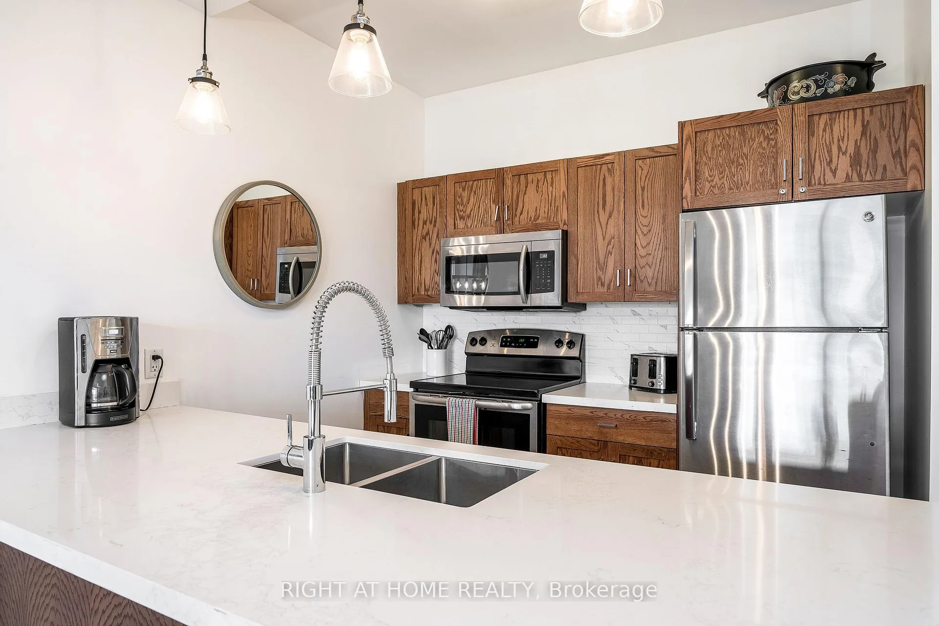 Photo 4 of Unit 124, 125 Fairway Court, Blue Mountains — HOMEH