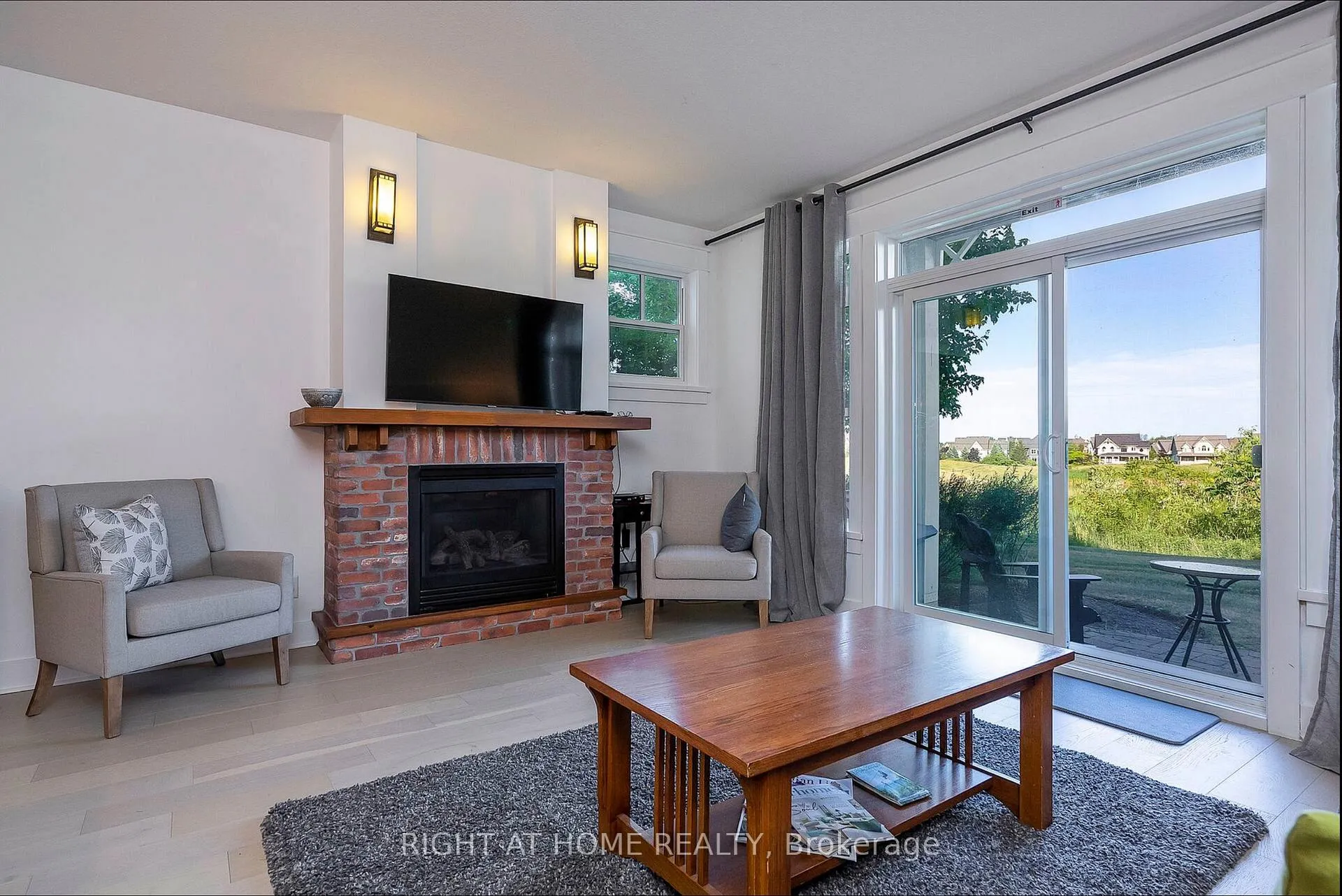 Photo 8 of Unit 124, 125 Fairway Court, Blue Mountains — HOMEH