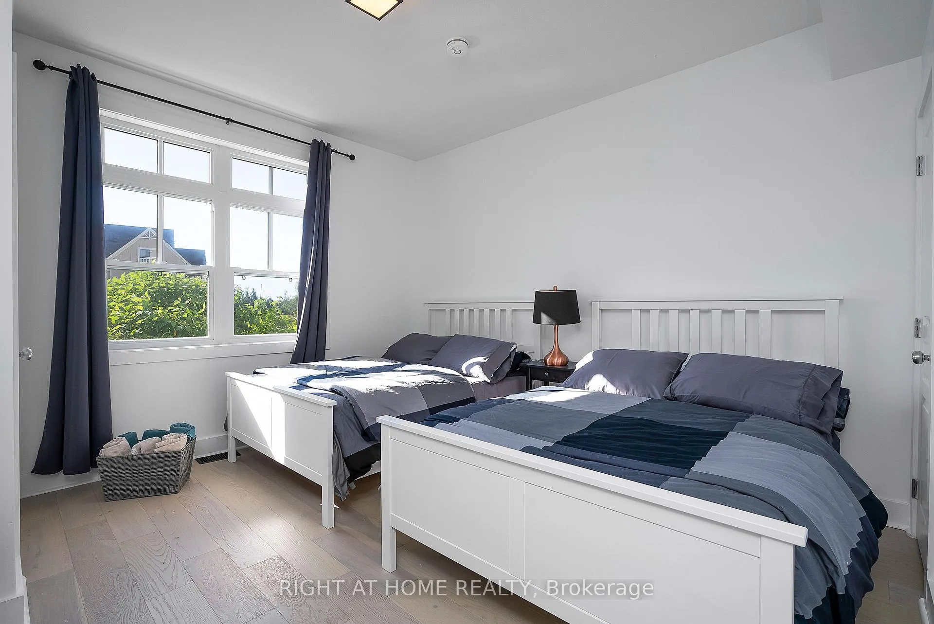 Photo 13 of Unit 124, 125 Fairway Court, Blue Mountains — HOMEH