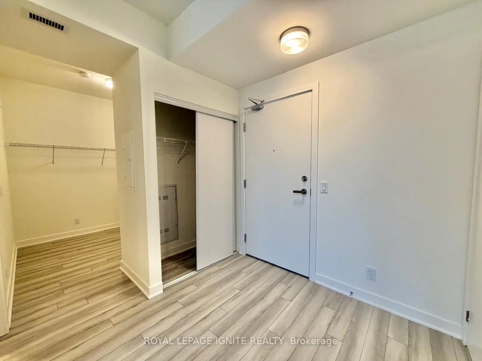 Photo 10 of Unit 716, 51 Clarington Boulevard, Clarington, Bowmanville — HOMEH