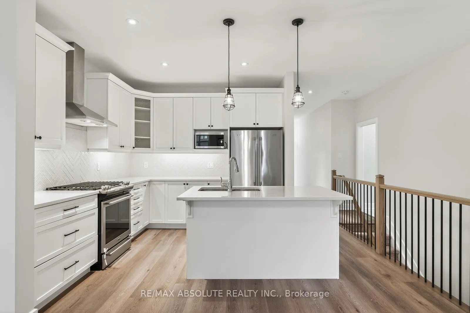 Photo 5 of 106 Mcphail Road, Carleton Place — HOMEH