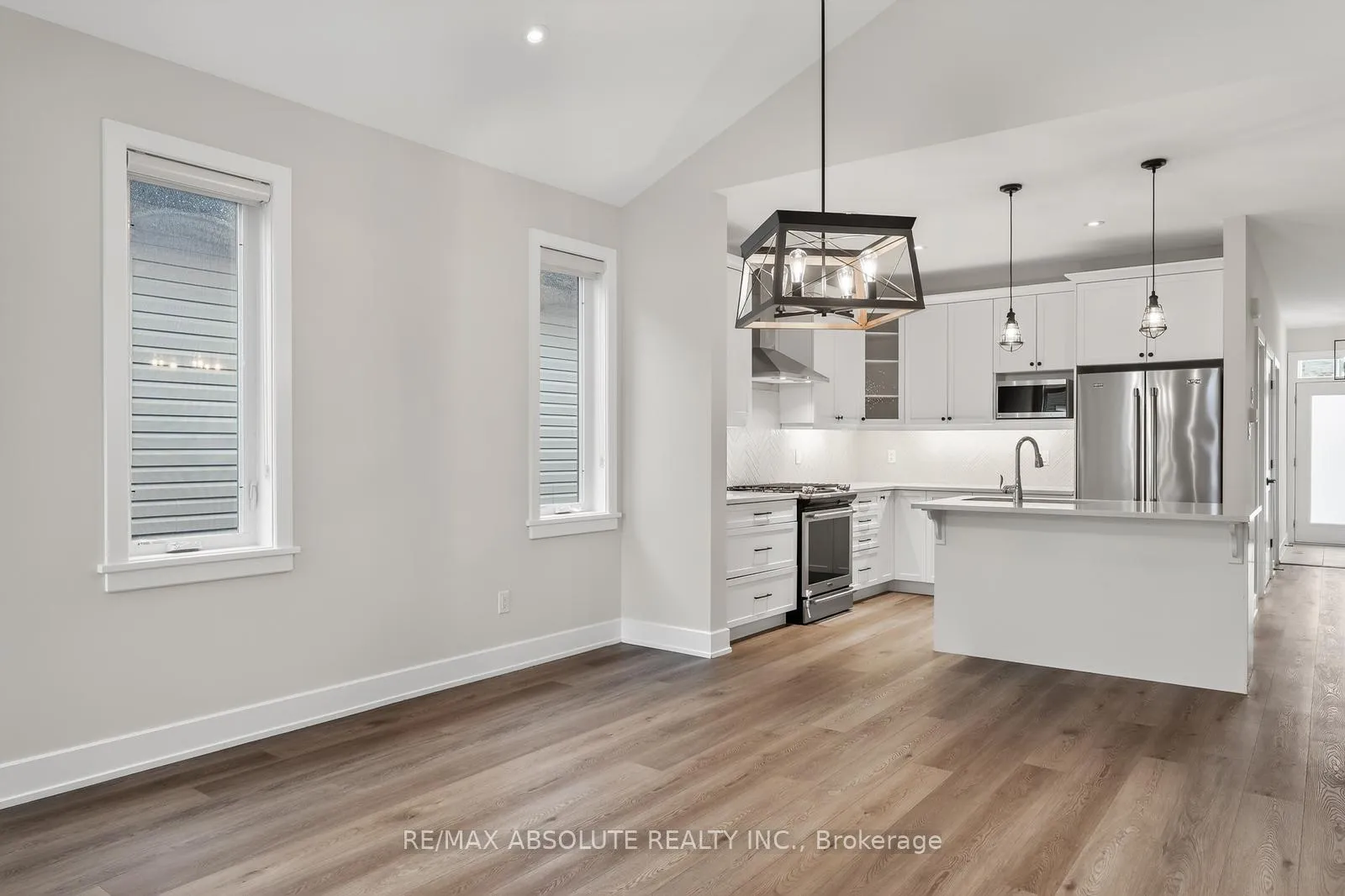Photo 15 of 106 Mcphail Road, Carleton Place — HOMEH