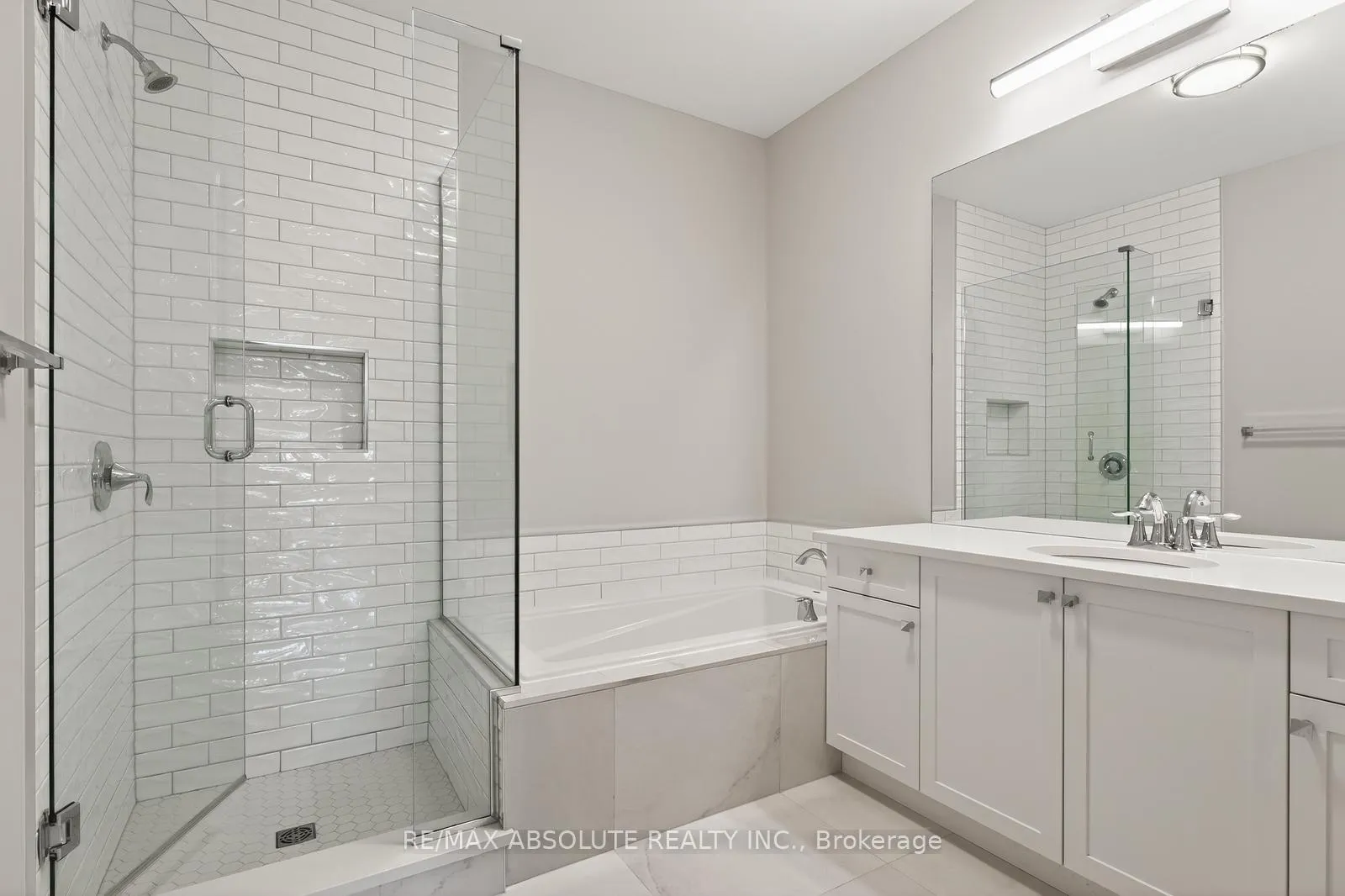Photo 24 of 106 Mcphail Road, Carleton Place — HOMEH