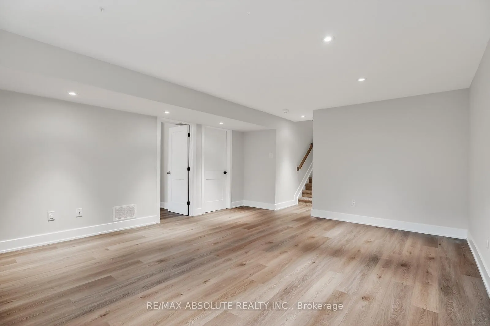 Photo 28 of 106 Mcphail Road, Carleton Place — HOMEH