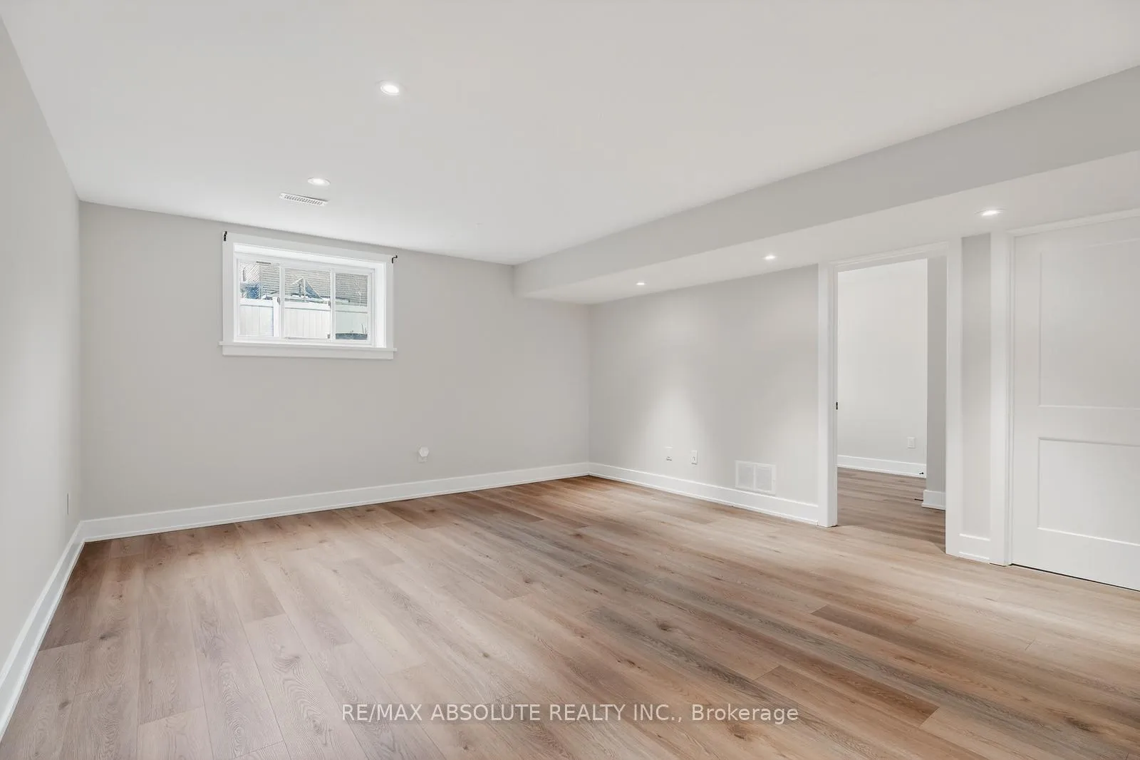 Photo 30 of 106 Mcphail Road, Carleton Place — HOMEH