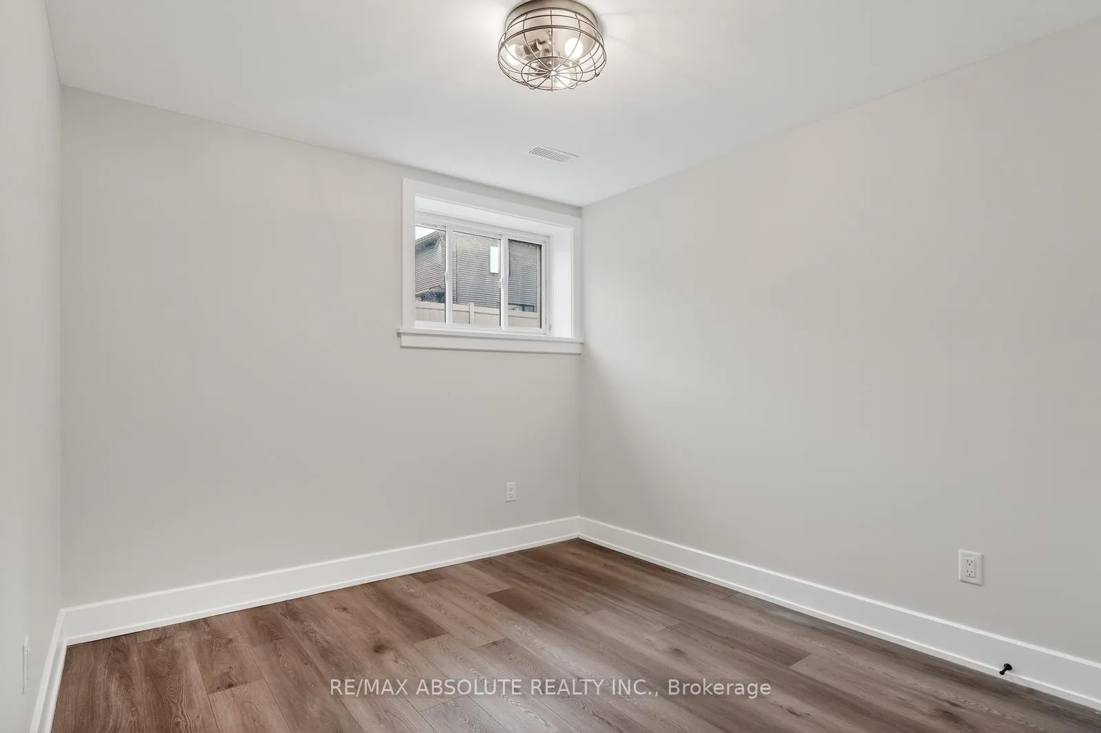 Photo 31 of 106 Mcphail Road, Carleton Place — HOMEH