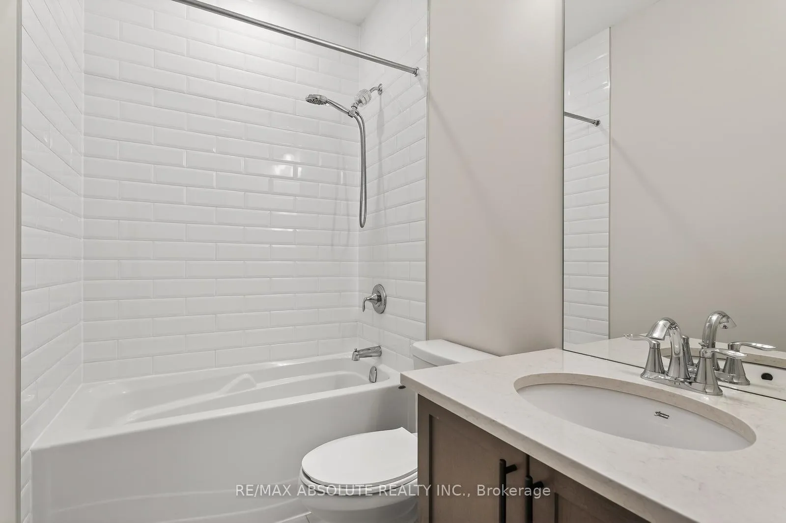 Photo 32 of 106 Mcphail Road, Carleton Place — HOMEH