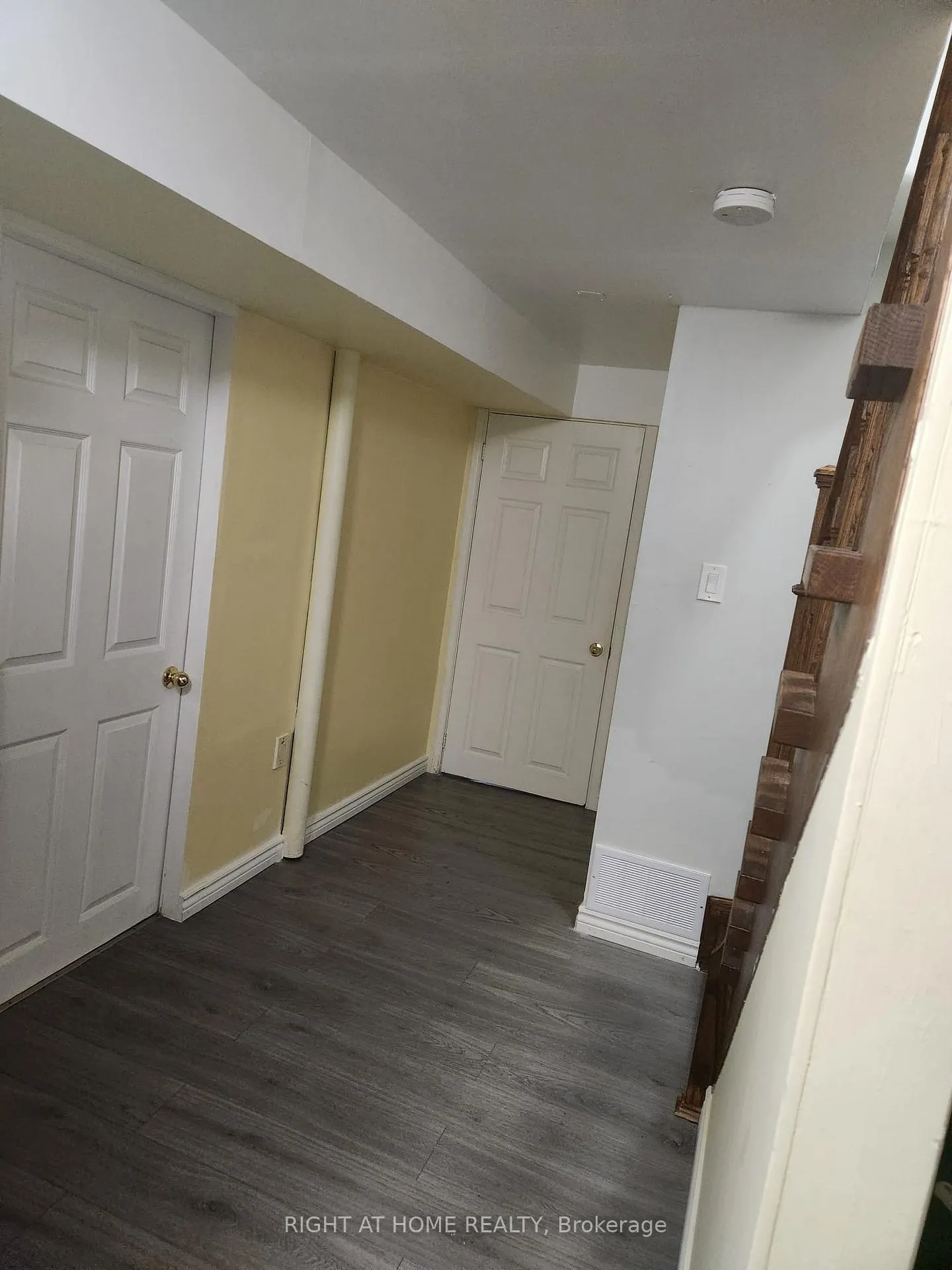 Front of Unit BSMNT, 240 Tansley Road