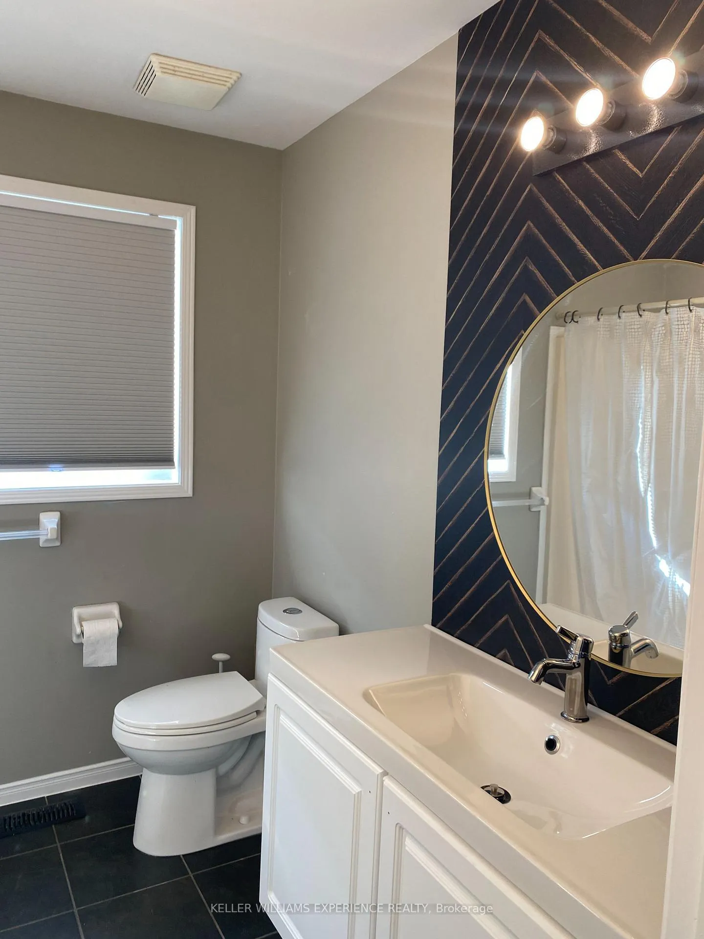 Photo 8 of Unit Upper, 23 Butternut Drive, Barrie, Holly — HOMEH