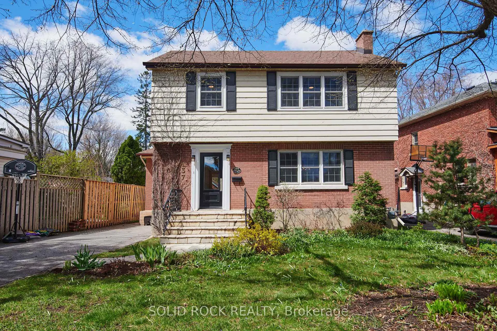 Photo 1 of 137 Southern Drive, Ottawa, Old Ottawa South/Rideau Gardens — HOMEH