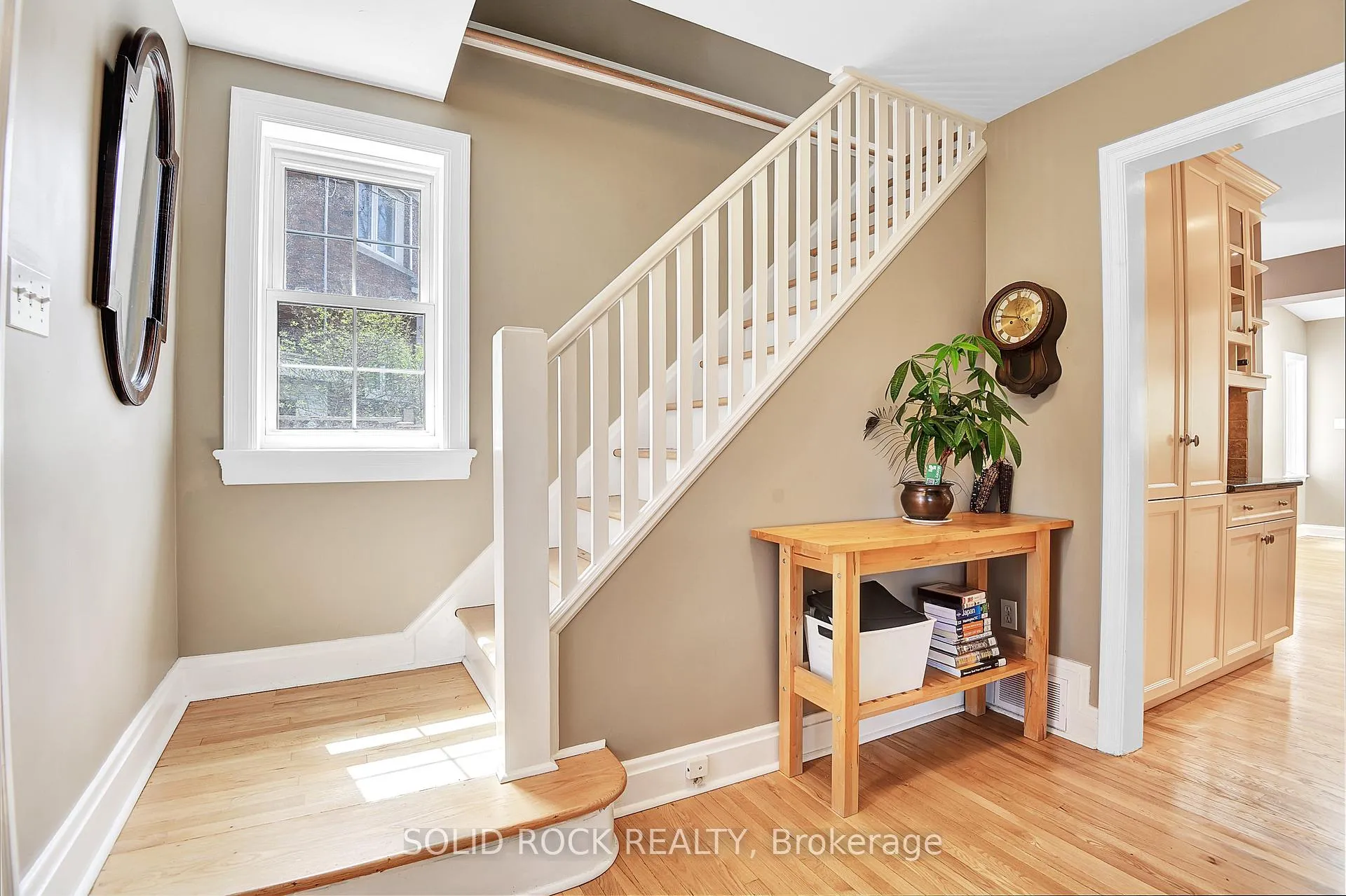 Photo 4 of 137 Southern Drive, Ottawa, Old Ottawa South/Rideau Gardens — HOMEH