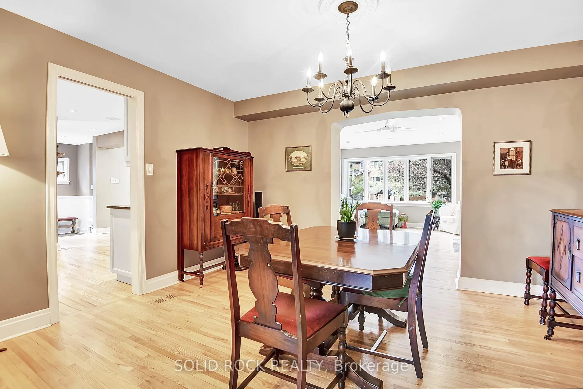 Photo 7 of 137 Southern Drive, Ottawa, Old Ottawa South/Rideau Gardens — HOMEH