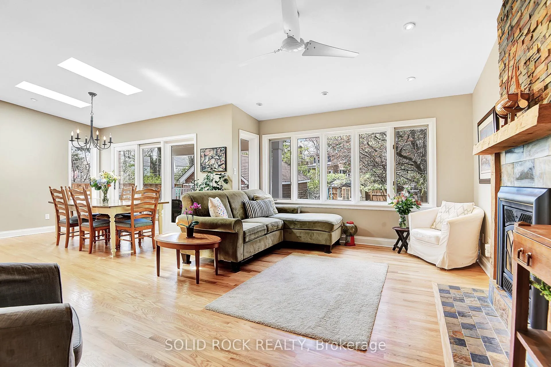 Photo 11 of 137 Southern Drive, Ottawa, Old Ottawa South/Rideau Gardens — HOMEH