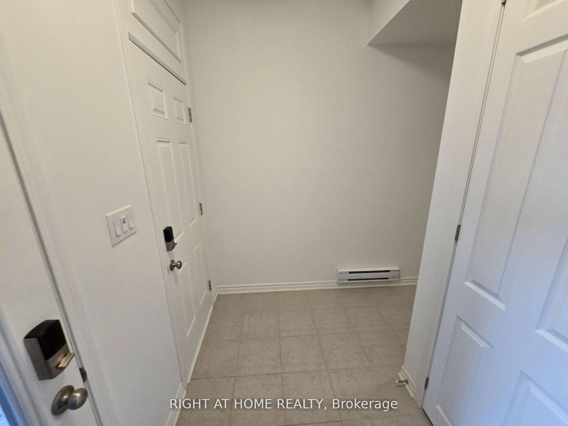 Photo 3 of 1687 Dance Court, Milton, Bowes — HOMEH