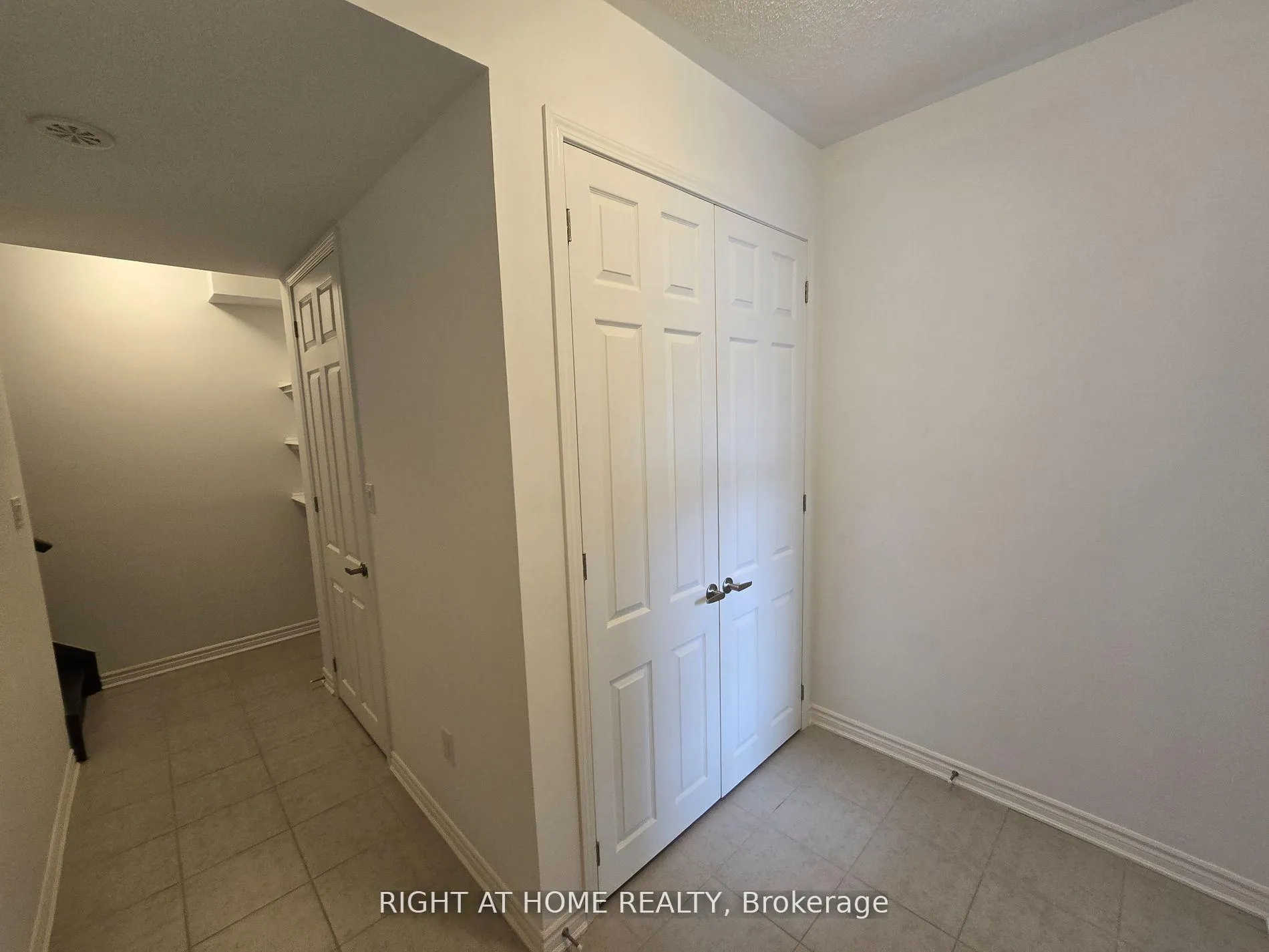 Photo 4 of 1687 Dance Court, Milton, Bowes — HOMEH