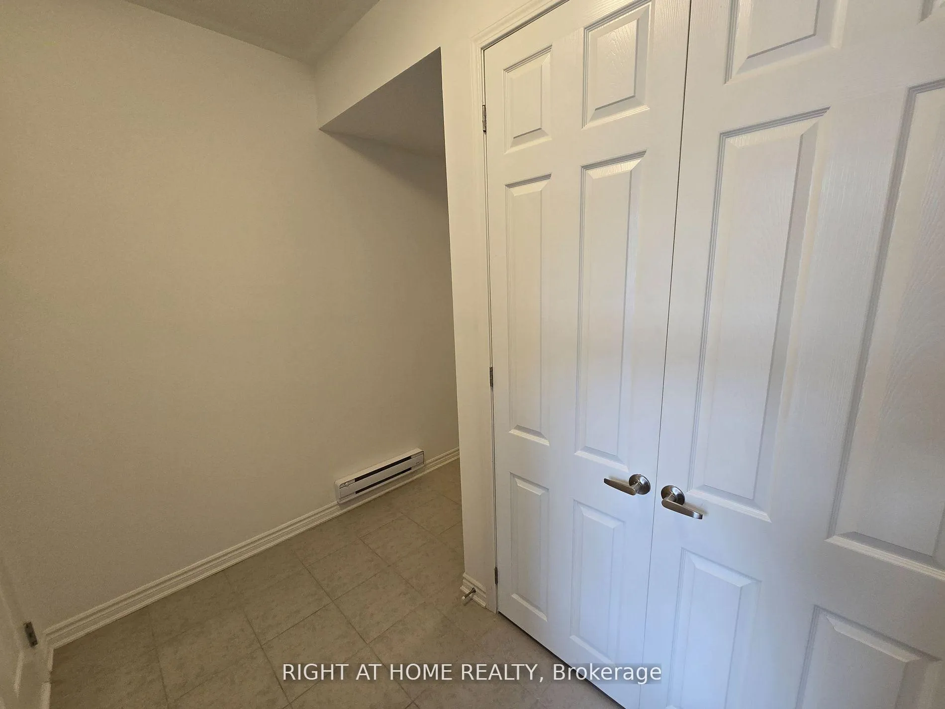Photo 5 of 1687 Dance Court, Milton, Bowes — HOMEH