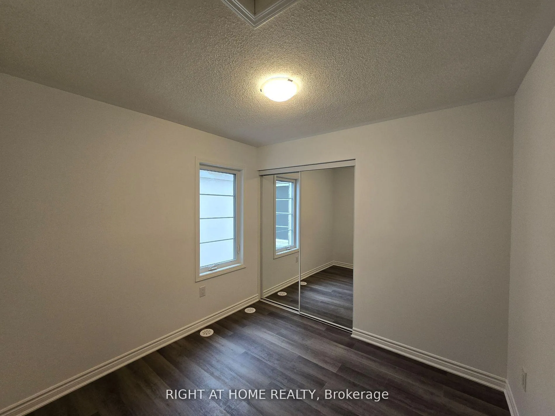 Photo 25 of 1687 Dance Court, Milton, Bowes — HOMEH