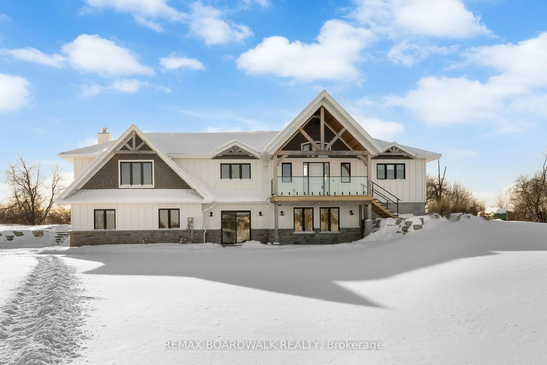 Front of 205 Westar Farm Way