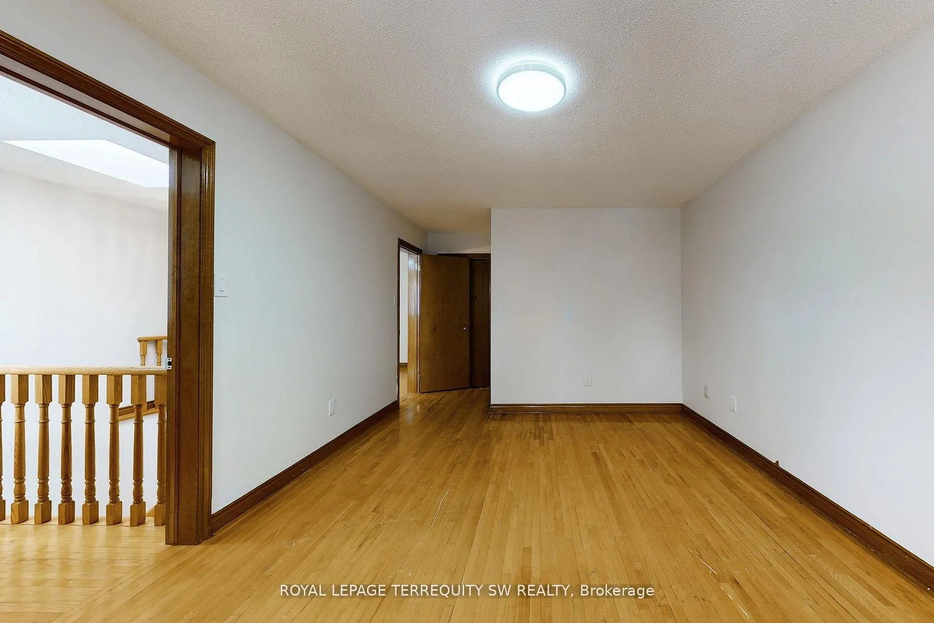 Photo 19 of 327a Beechgrove Drive, Scarborough, West Hill — HOMEH
