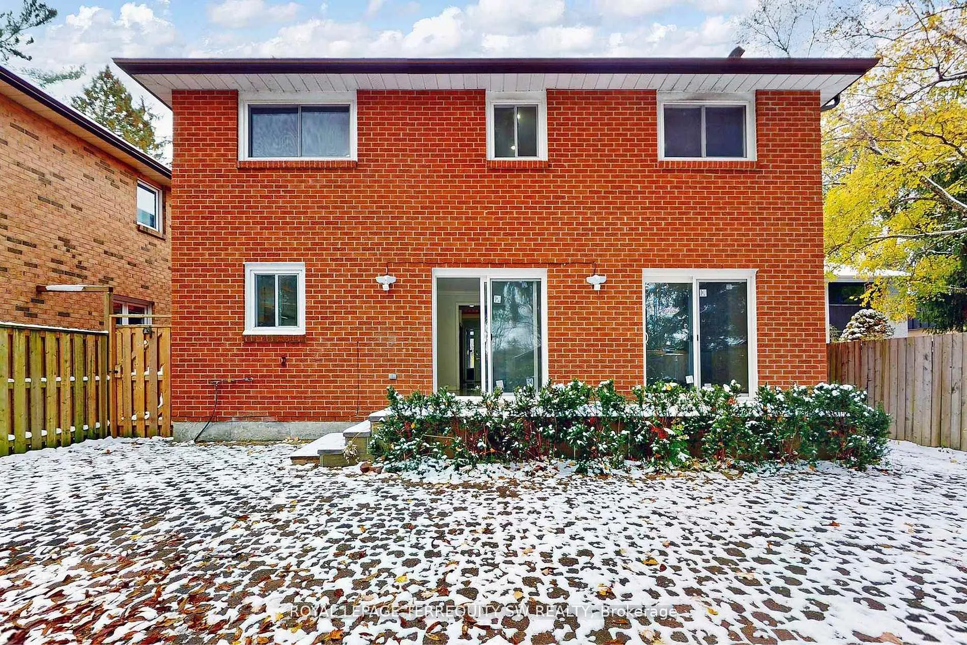 Photo 33 of 327a Beechgrove Drive, Scarborough, West Hill — HOMEH