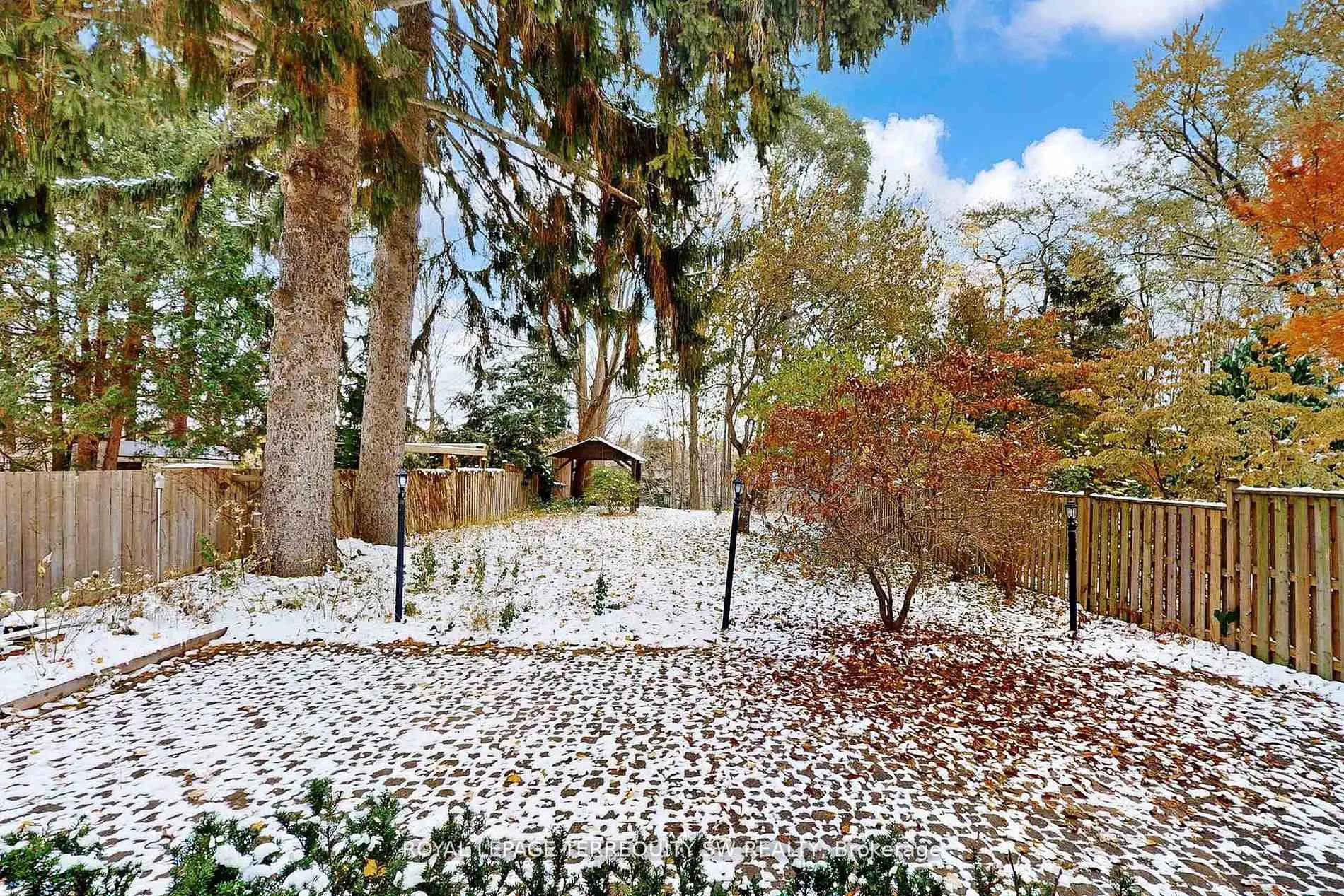 Photo 34 of 327a Beechgrove Drive, Scarborough, West Hill — HOMEH