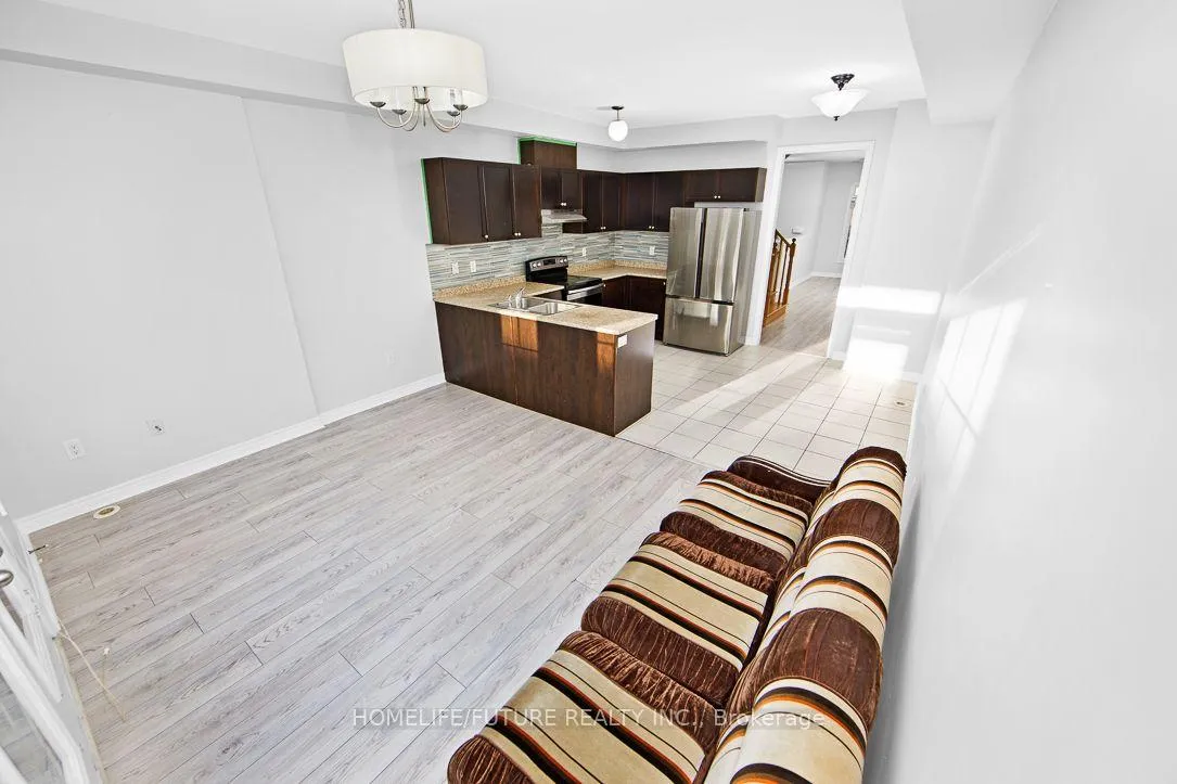 Photo 11 of 282 Delray Drive, Markham, Greensborough — HOMEH