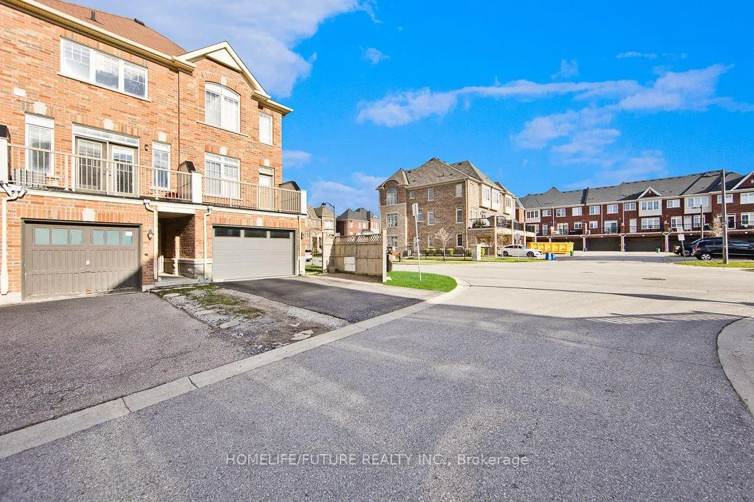 Photo 24 of 282 Delray Drive, Markham, Greensborough — HOMEH