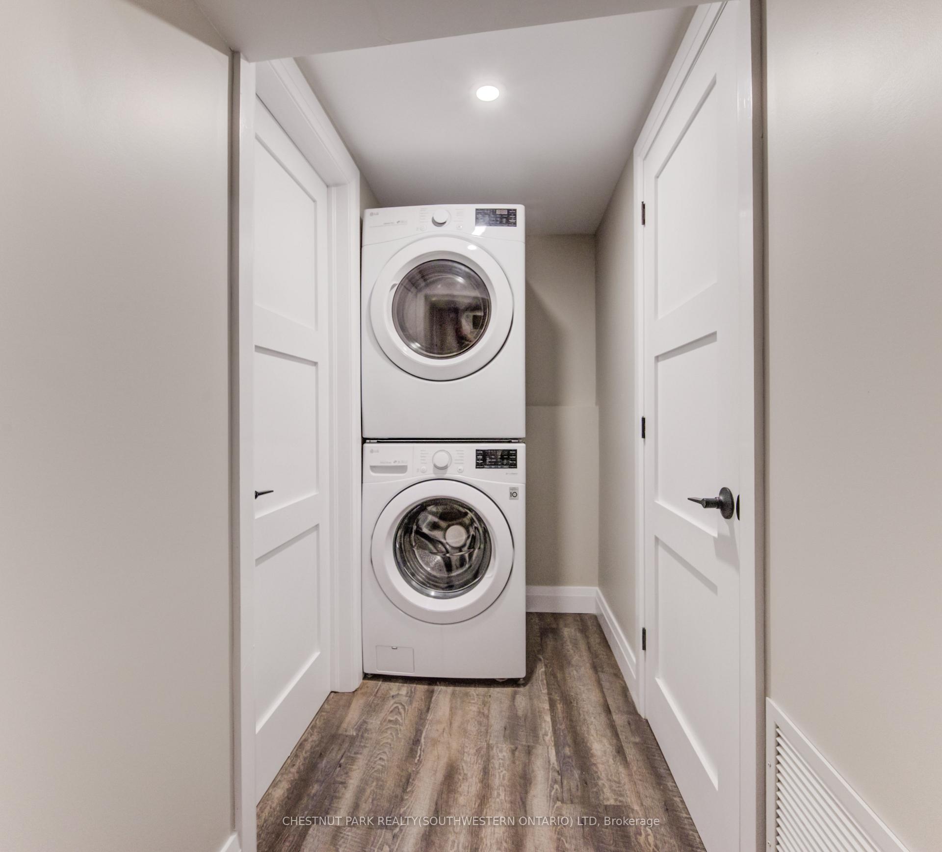 Photo 16 of Unit B, 294 Rosemount Drive, Kitchener — HOMEH