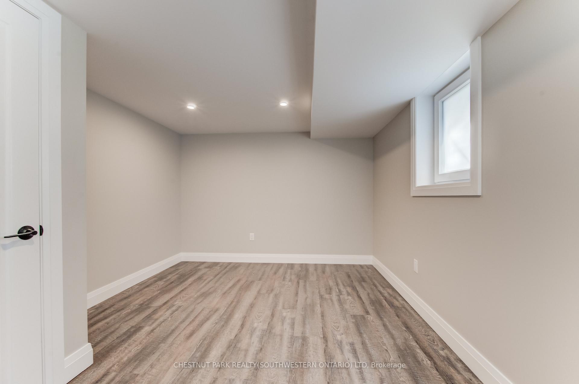 Photo 18 of Unit B, 294 Rosemount Drive, Kitchener — HOMEH