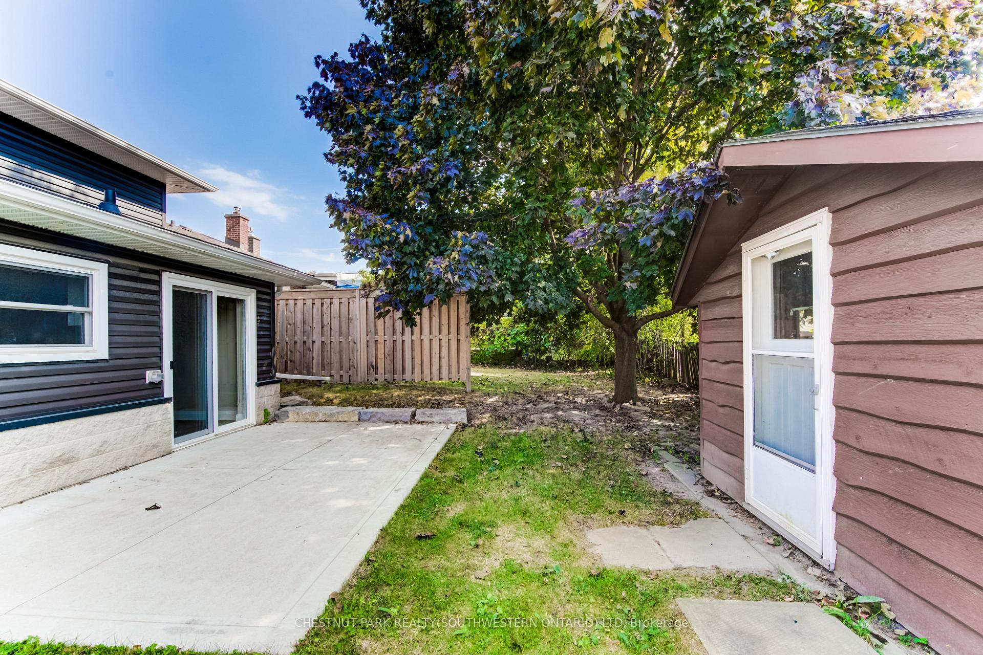 Photo 23 of Unit B, 294 Rosemount Drive, Kitchener — HOMEH