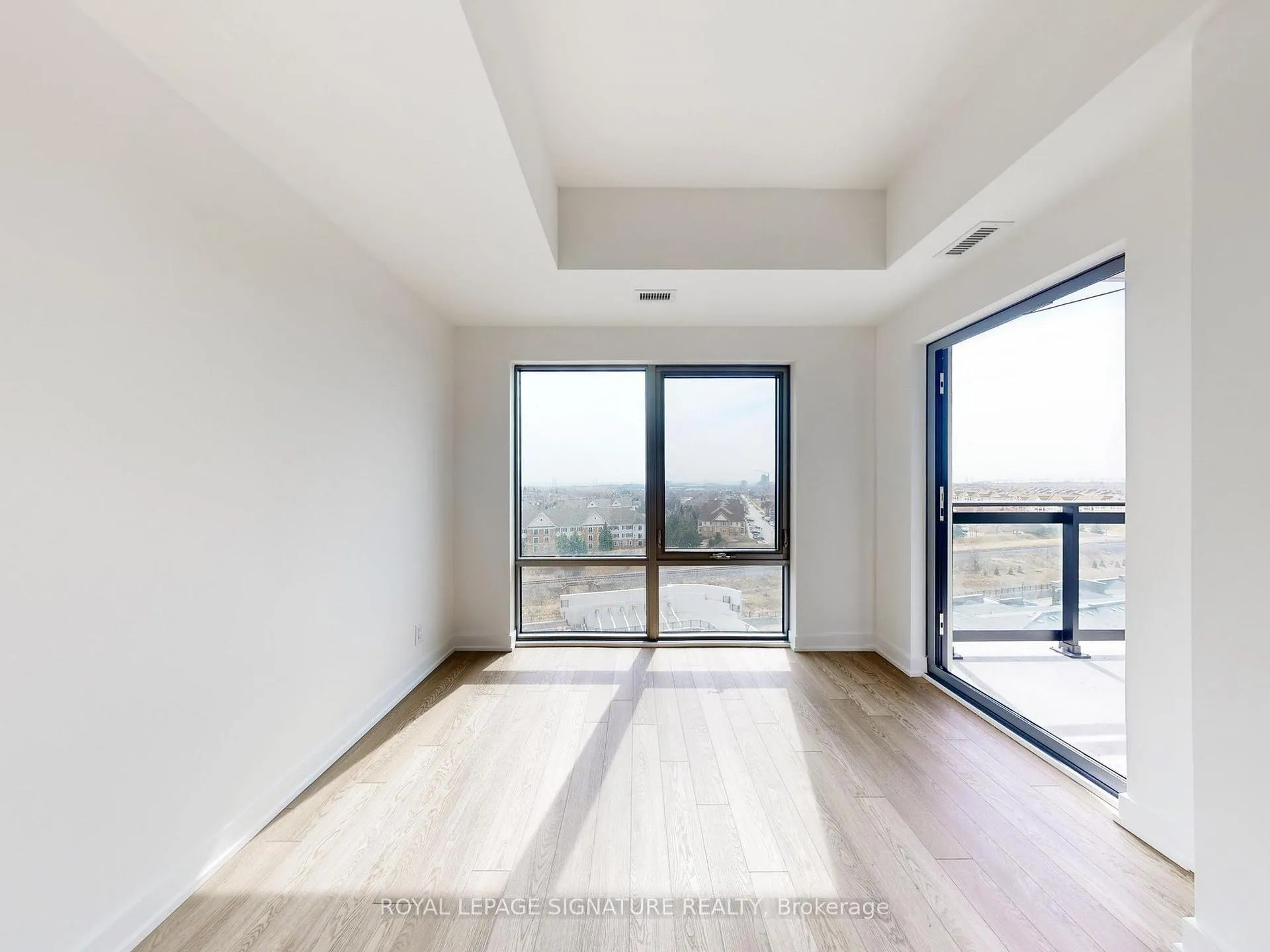 Photo 4 of Unit 821, 51 Clarington Boulevard, Clarington, Bowmanville — HOMEH