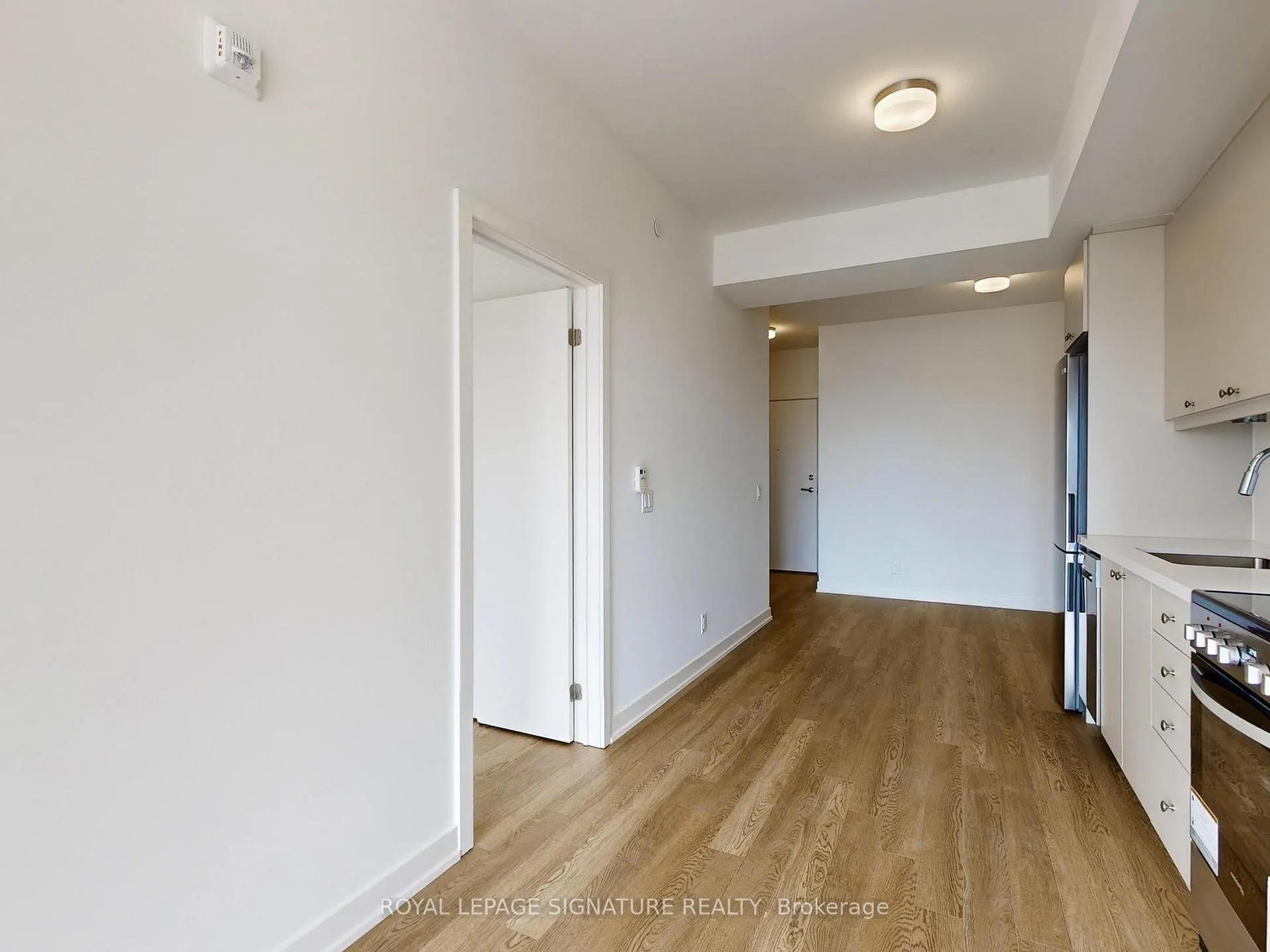 Photo 7 of Unit 821, 51 Clarington Boulevard, Clarington, Bowmanville — HOMEH
