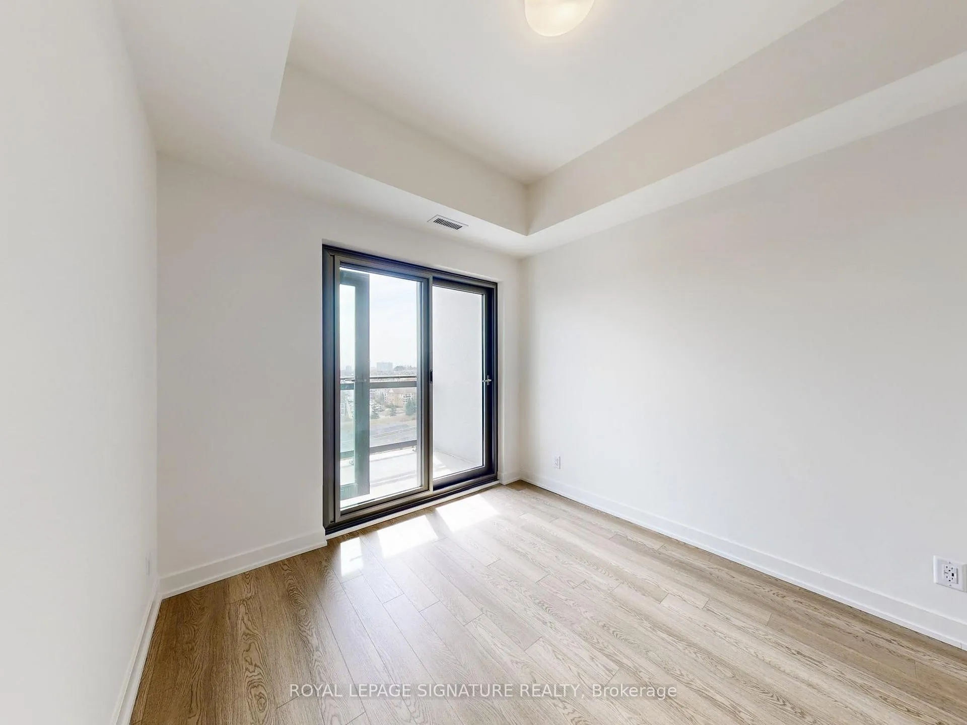 Photo 8 of Unit 821, 51 Clarington Boulevard, Clarington, Bowmanville — HOMEH