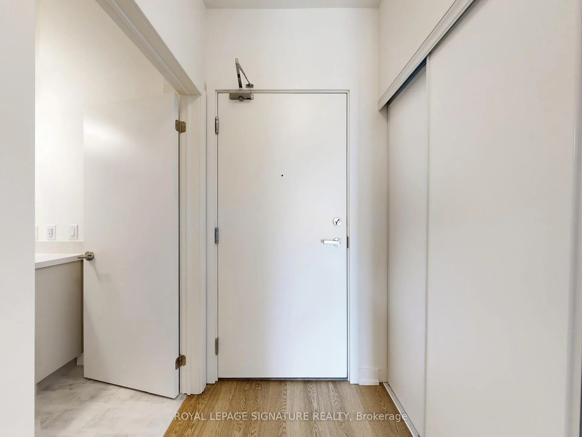 Photo 13 of Unit 821, 51 Clarington Boulevard, Clarington, Bowmanville — HOMEH