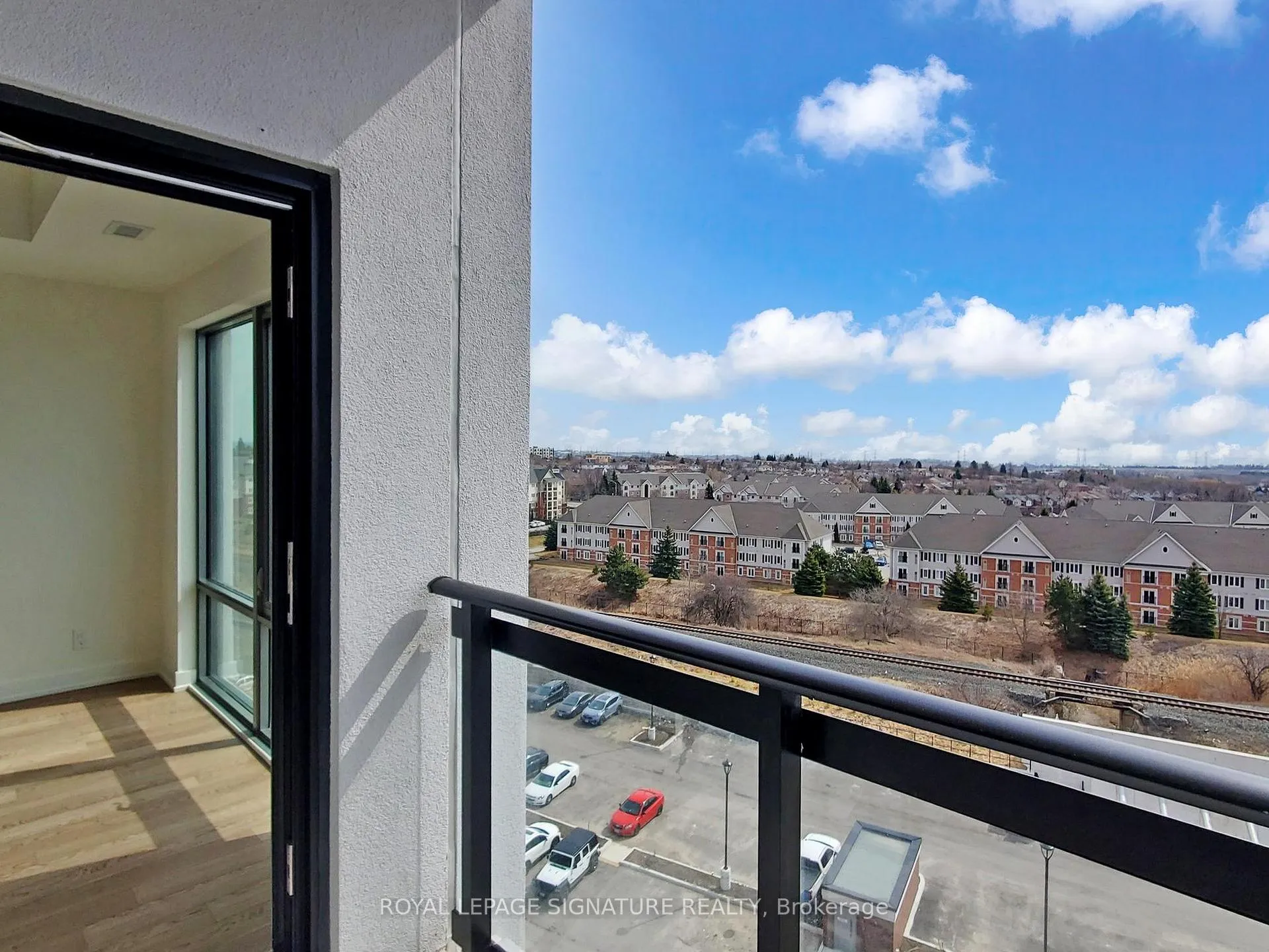 Photo 16 of Unit 821, 51 Clarington Boulevard, Clarington, Bowmanville — HOMEH