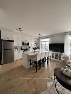 Photo 4 of 959 Eileen Vollick Crescent, Ottawa, Kanata - Morgan's Grant/South March — HOMEH