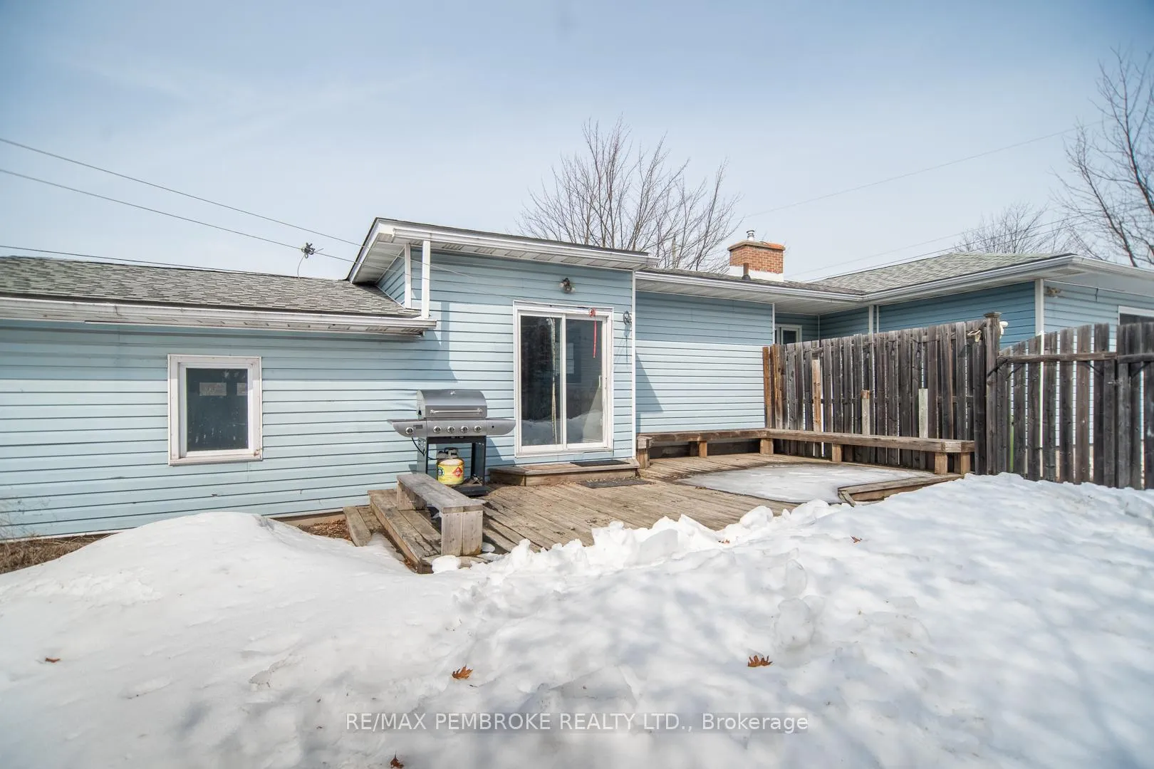 Photo 41 of 35 Mohns Avenue, Petawawa — HOMEH