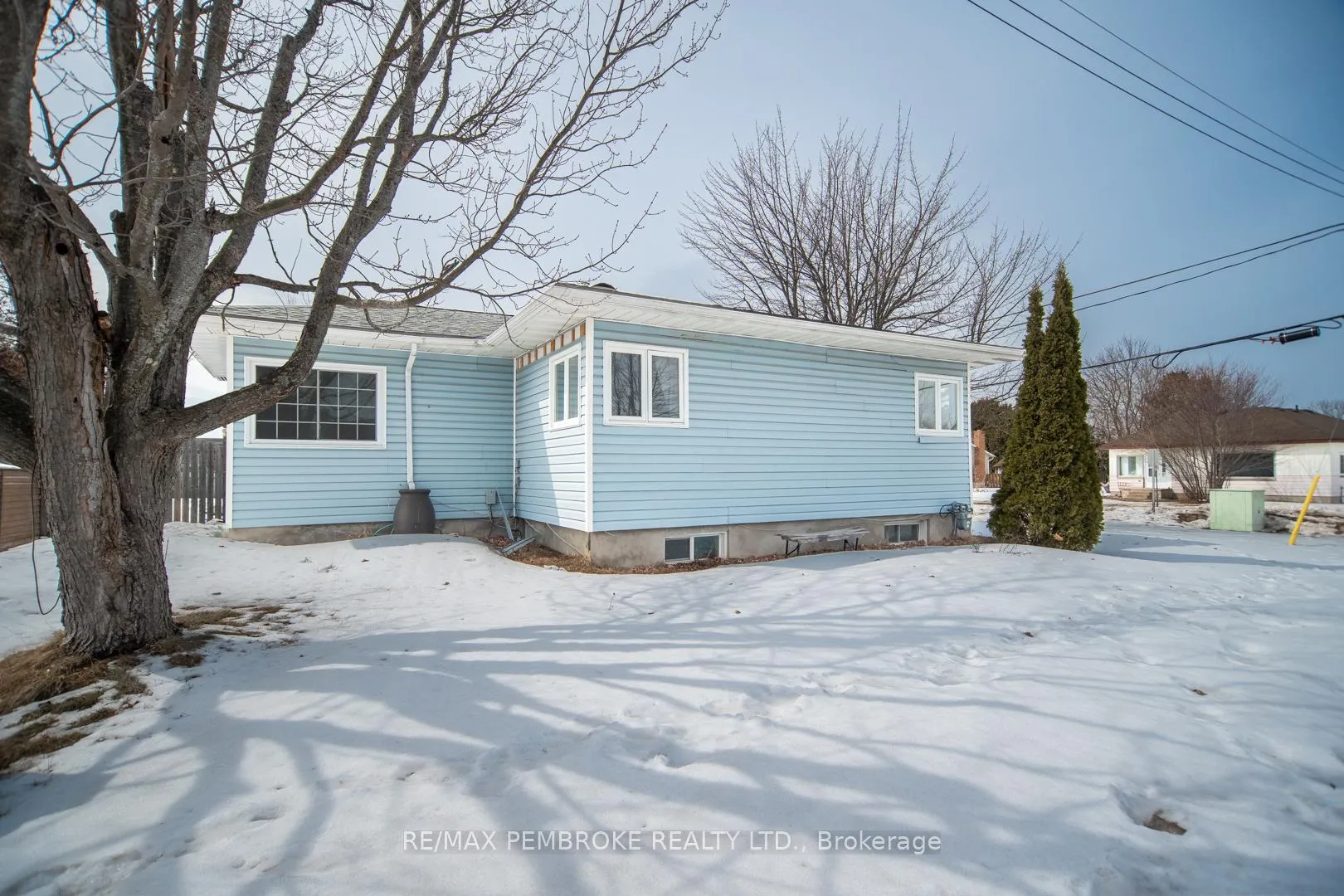 Photo 43 of 35 Mohns Avenue, Petawawa — HOMEH
