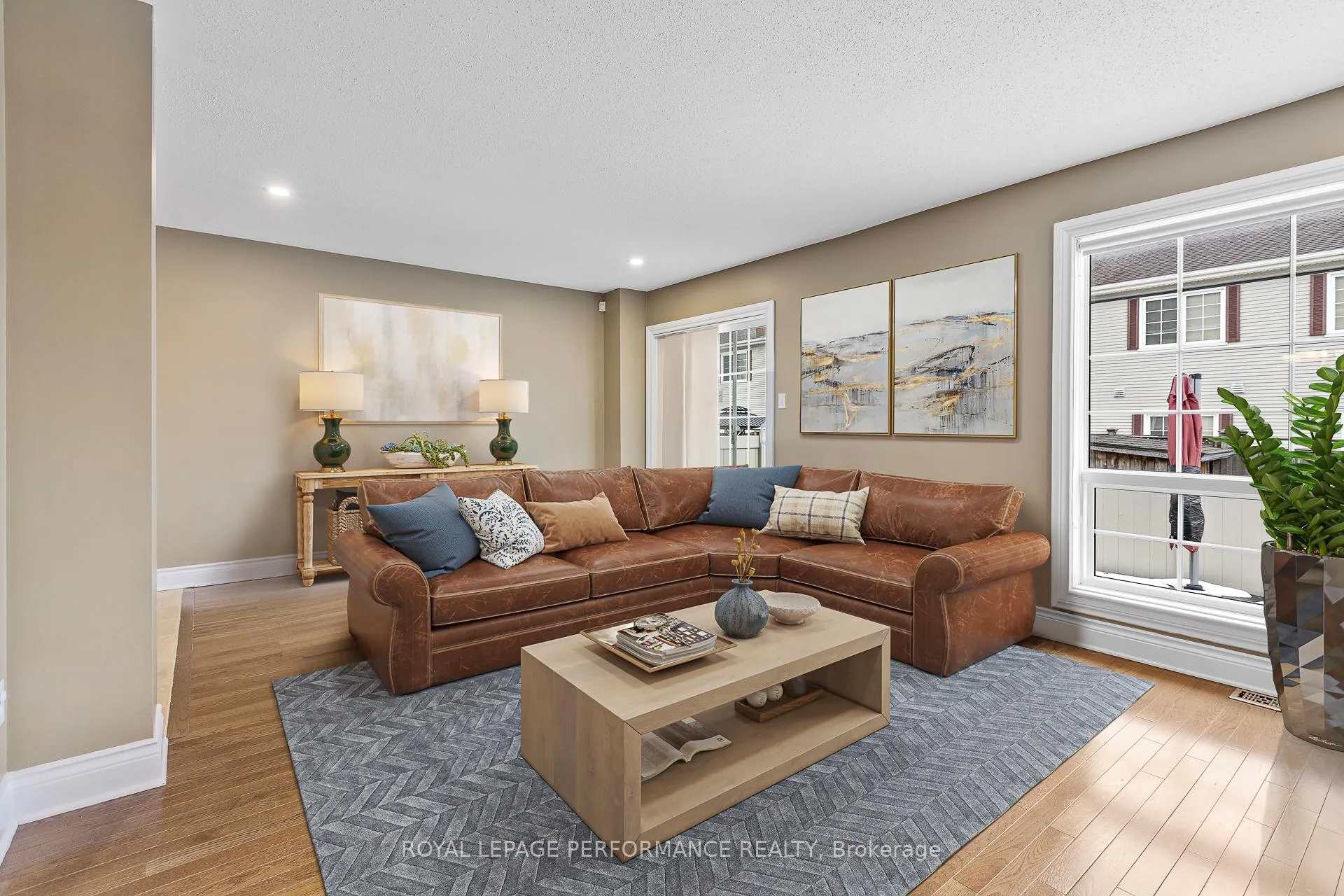 Photo 8 of 200 Idlewild Private, Ottawa, Barrhaven - Stonebridge — HOMEH