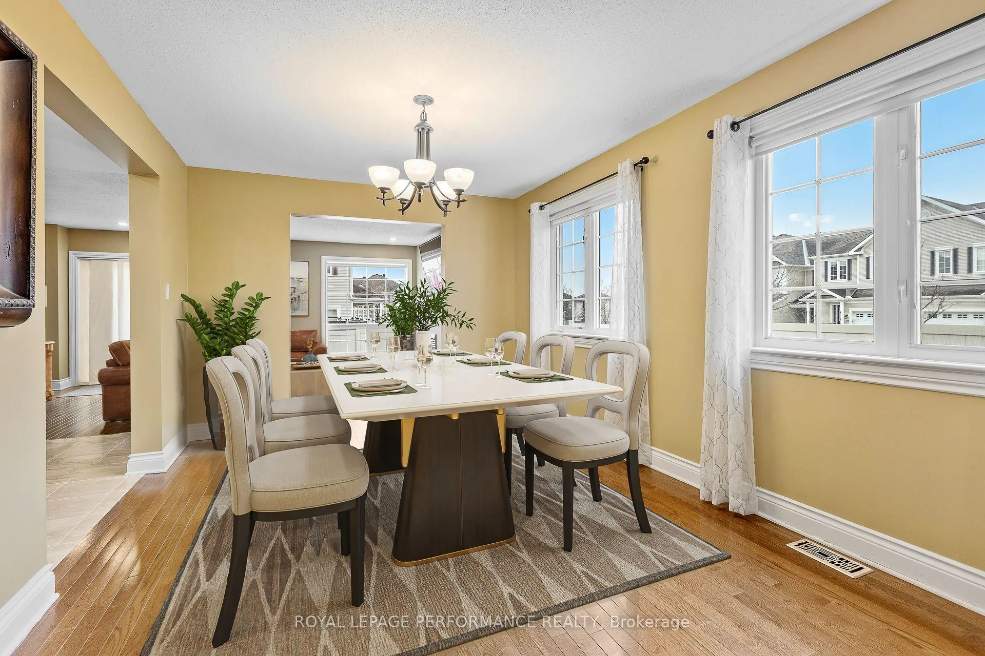 Photo 10 of 200 Idlewild Private, Ottawa, Barrhaven - Stonebridge — HOMEH