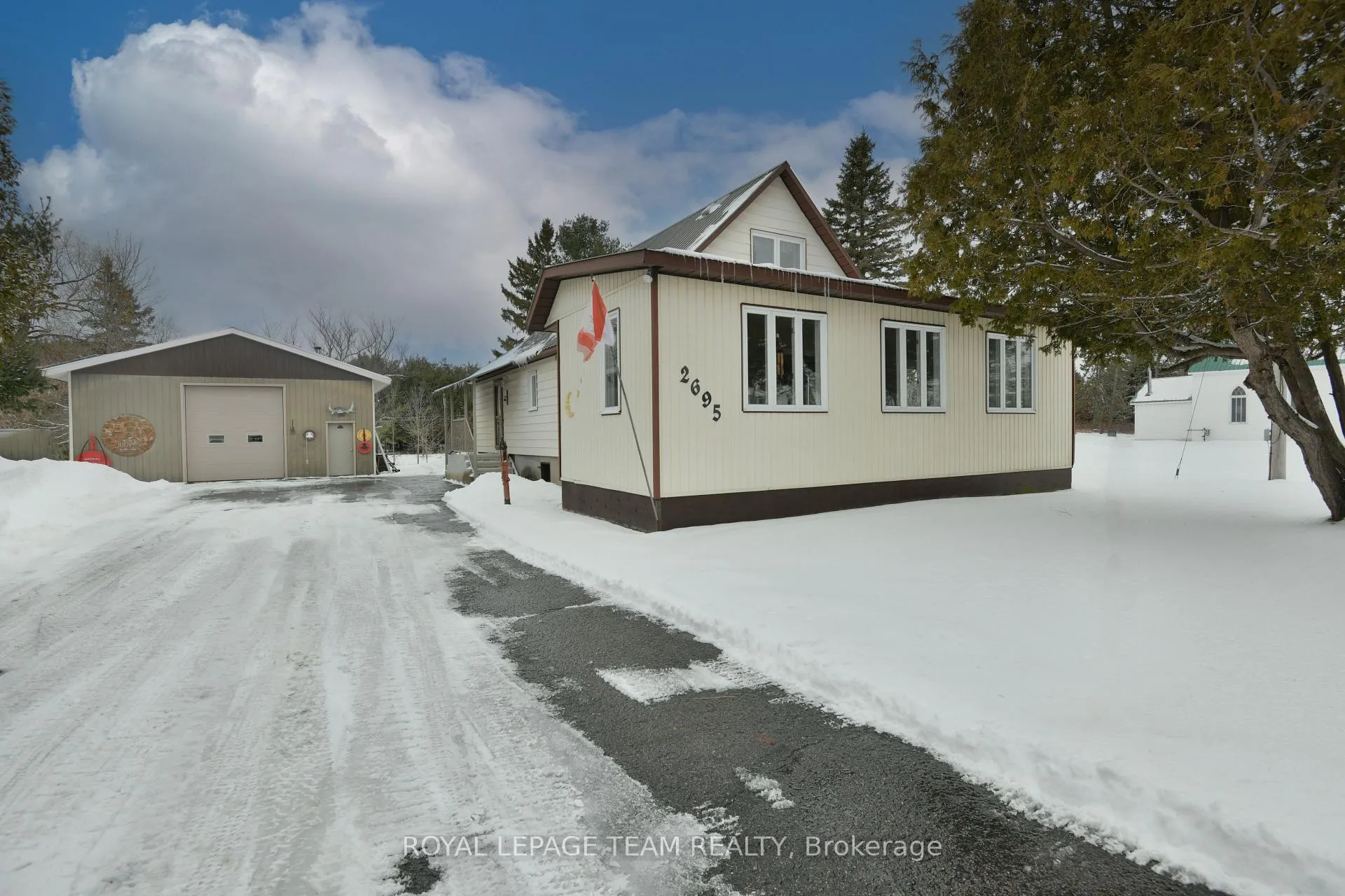 Photo 1 of 2695 Dunrobin Road, Ottawa, Kanata - Kanata (North West) — HOMEH