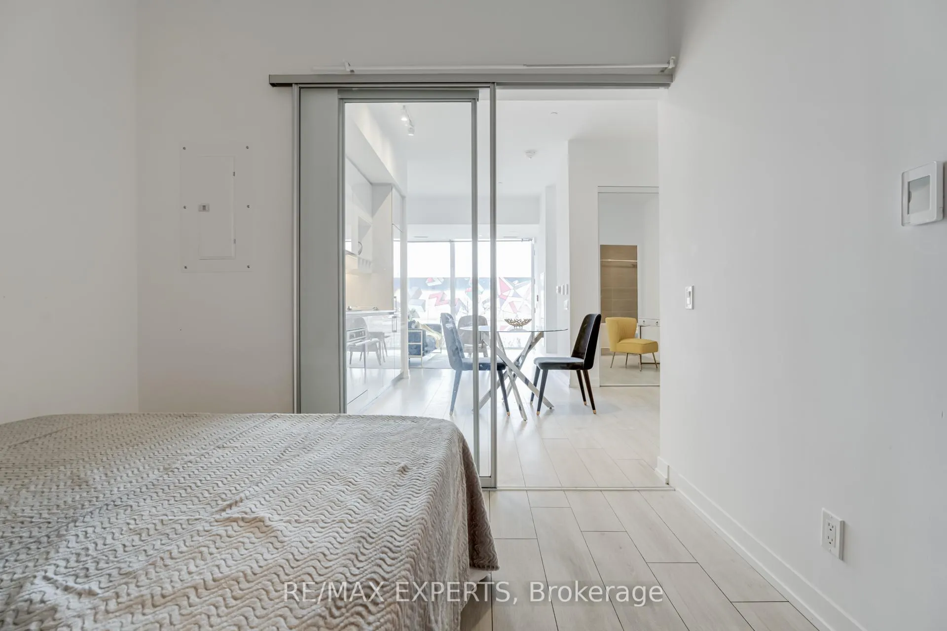 Photo 13 of Unit Th02, 9 Buttermill Avenue, Vaughan, Vaughan Corporate Centre — HOMEH