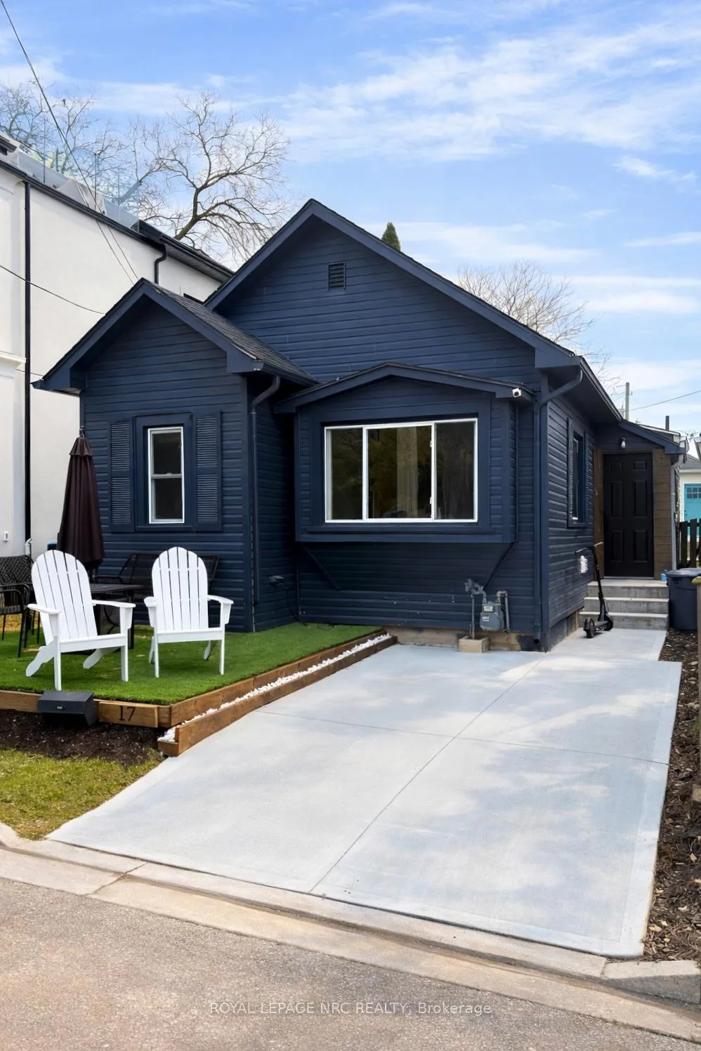 Front of 17 Considine Avenue