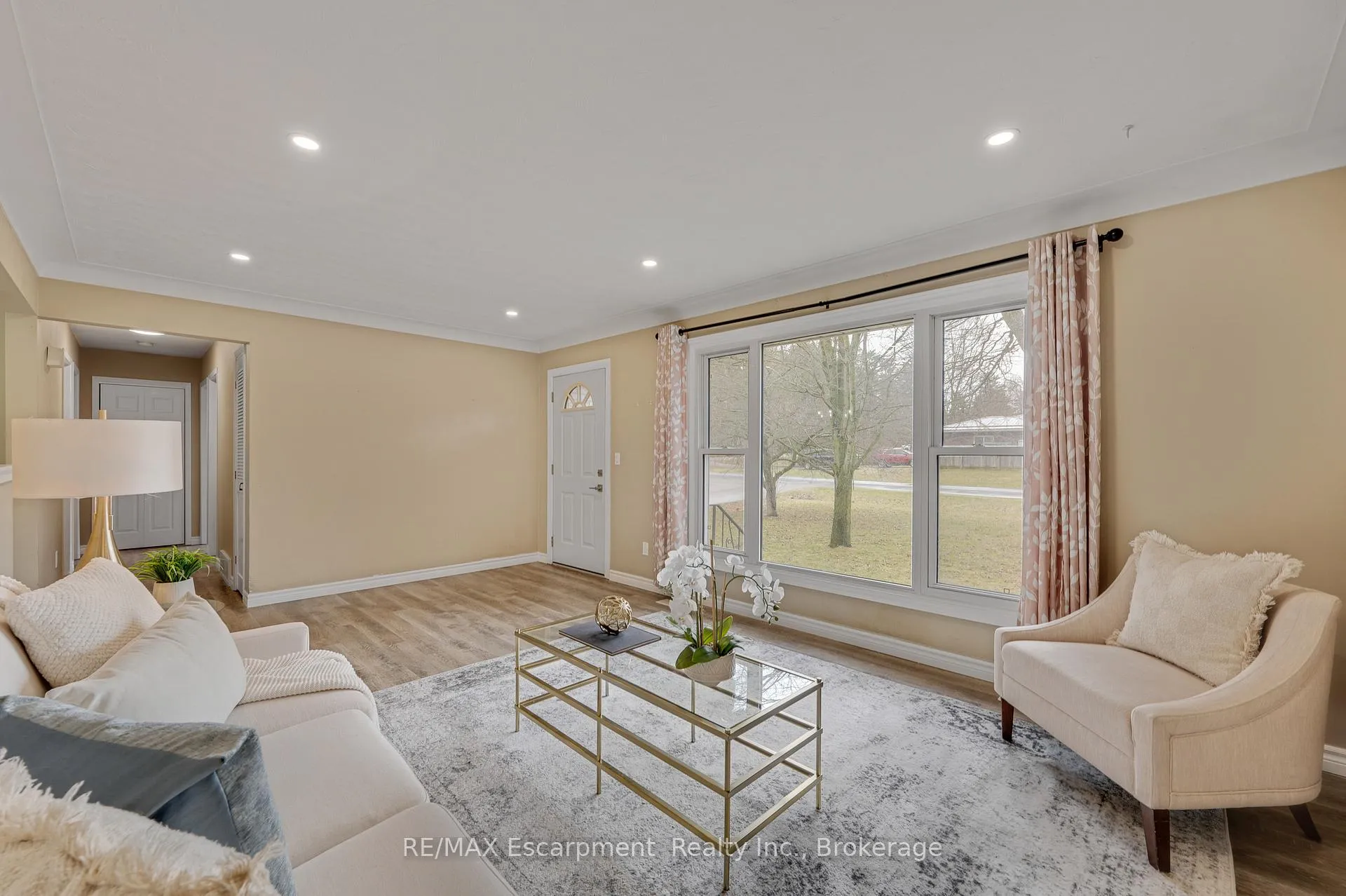 Photo 3 of 4 Lyndhurst Avenue, Norfolk, Pine Grove — HOMEH