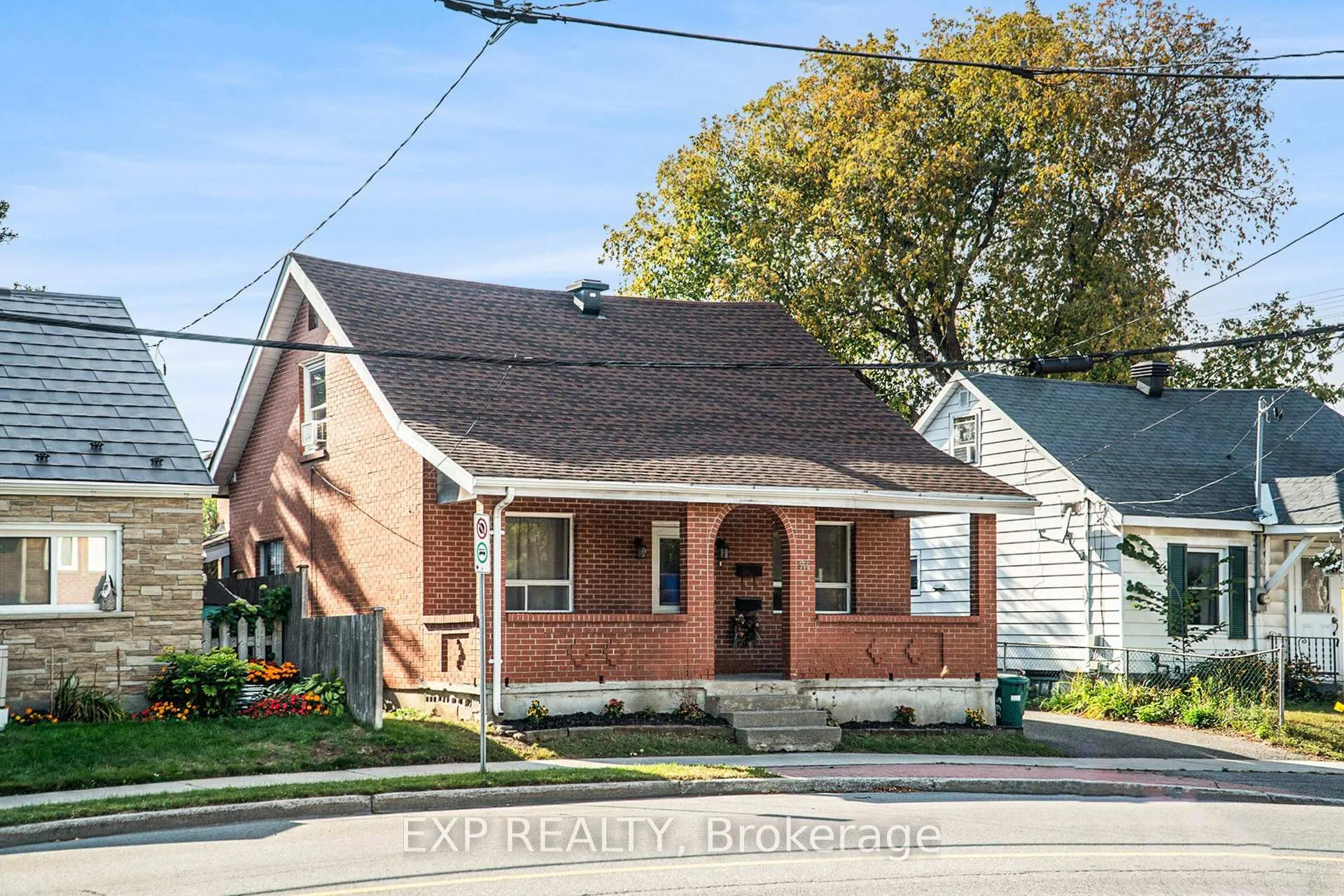 Photo of 566 Kirkwood Avenue