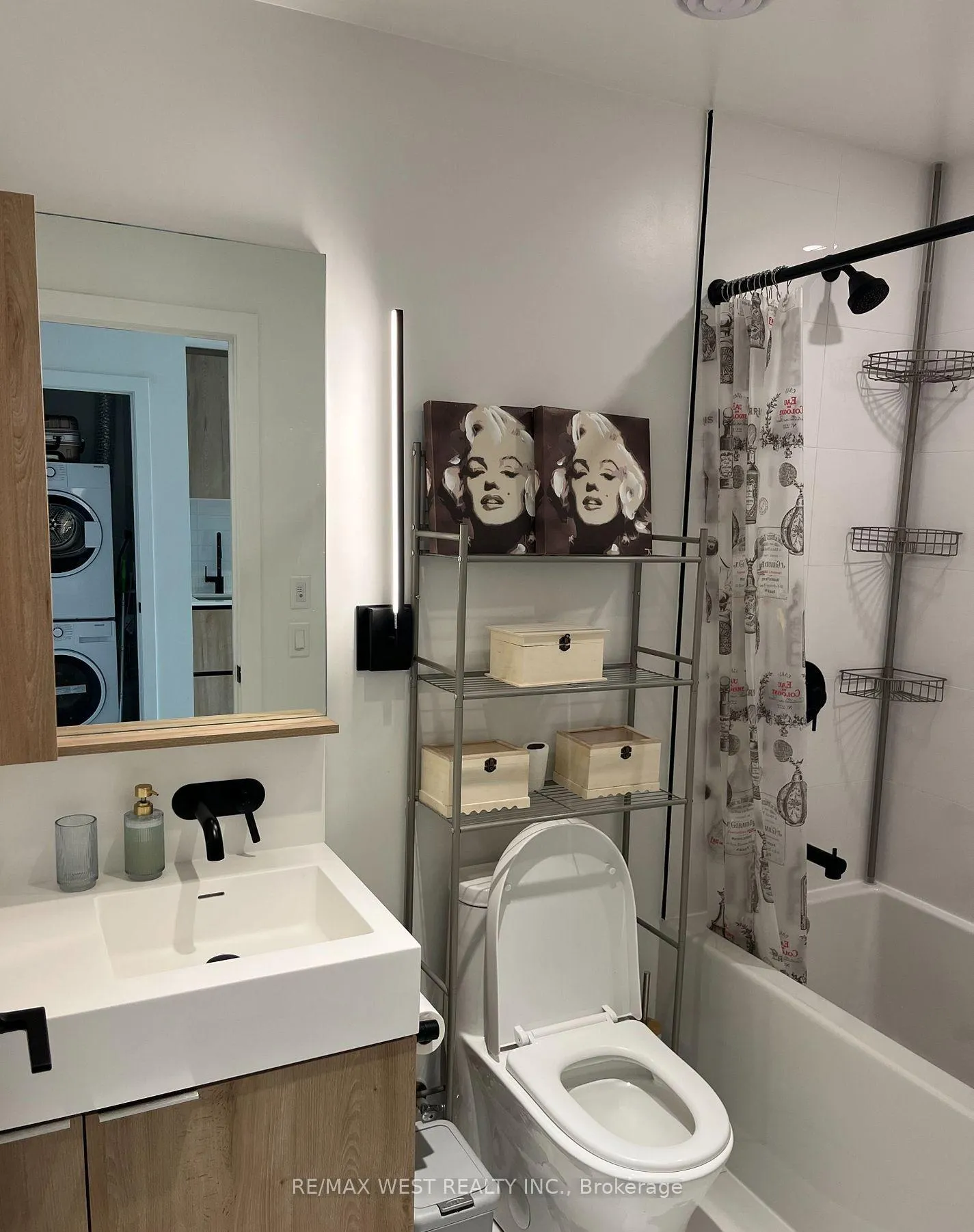 Photo 6 of Unit 2503, 127 Broadway Avenue, Toronto, Mount Pleasant West — HOMEH