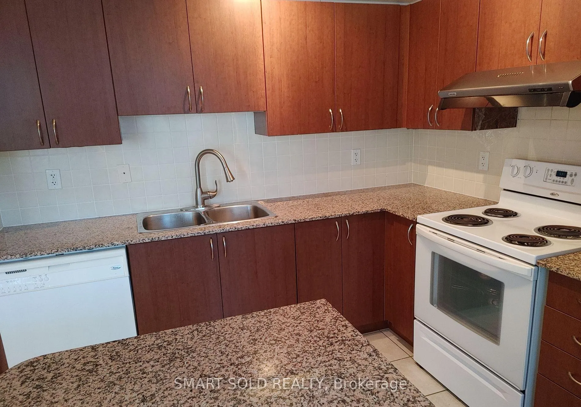 Photo 14 of Unit 702, 75 South Town Centre Boulevard, Markham, Unionville — HOMEH
