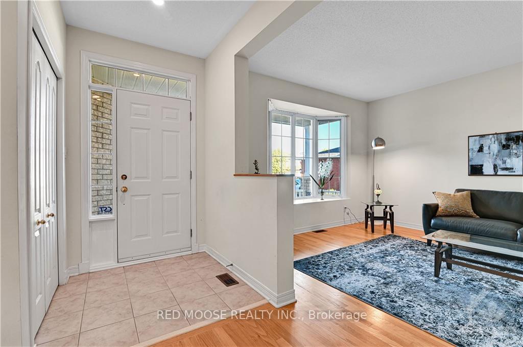 Photo 3 of 51 Allanford Avenue, Ottawa, Hunt Club Park/Greenboro — HOMEH